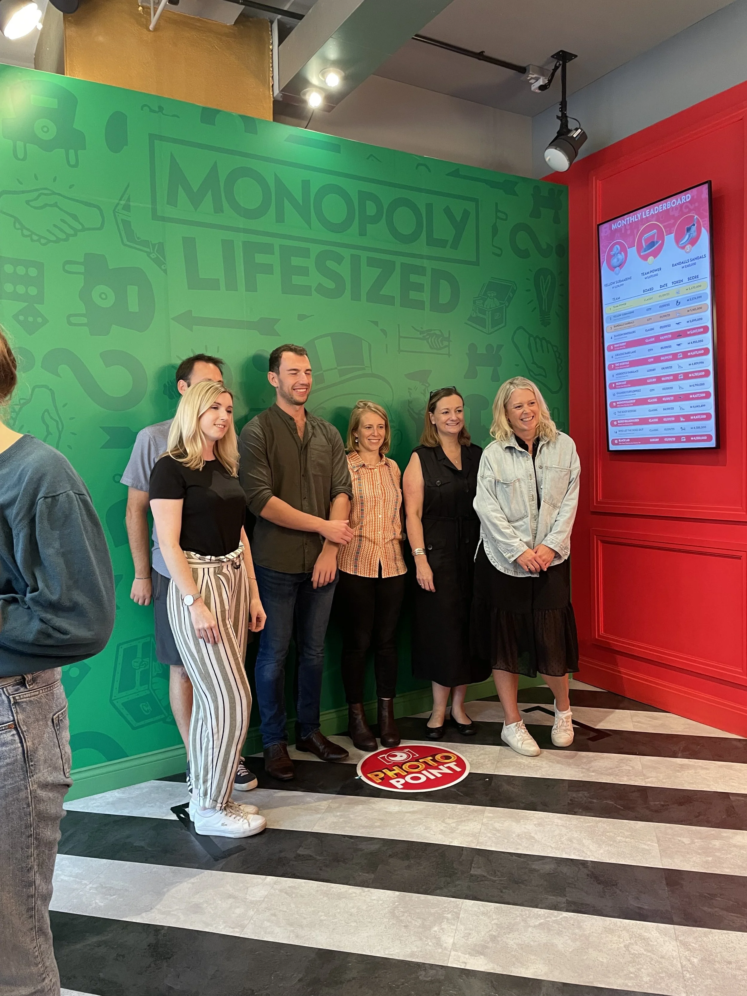 Monopoly Lifesized A Day In London Scendea Monopoly Lifesized A Day In London Scendea