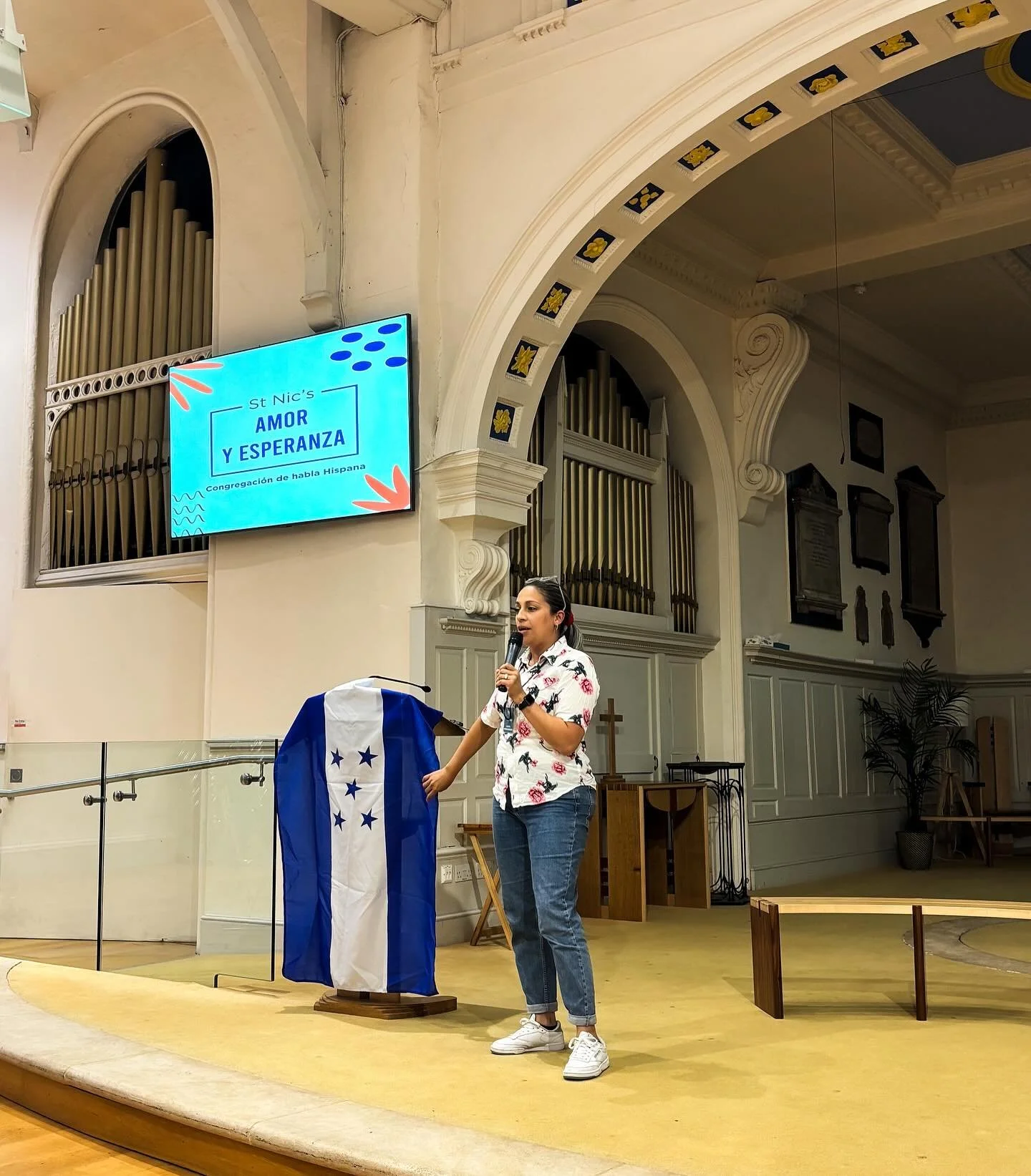 Este d&iacute;a en nuestra actividad de &ldquo;Comida Regional&rdquo; disfrutamos de un delicioso platillo 🇭🇳hondure&ntilde;o conocido como &ldquo;Baleadas&rdquo; &hellip;.

#latinosennottingham #honduras #hondure&ntilde;oseninglaterra #nottingham 