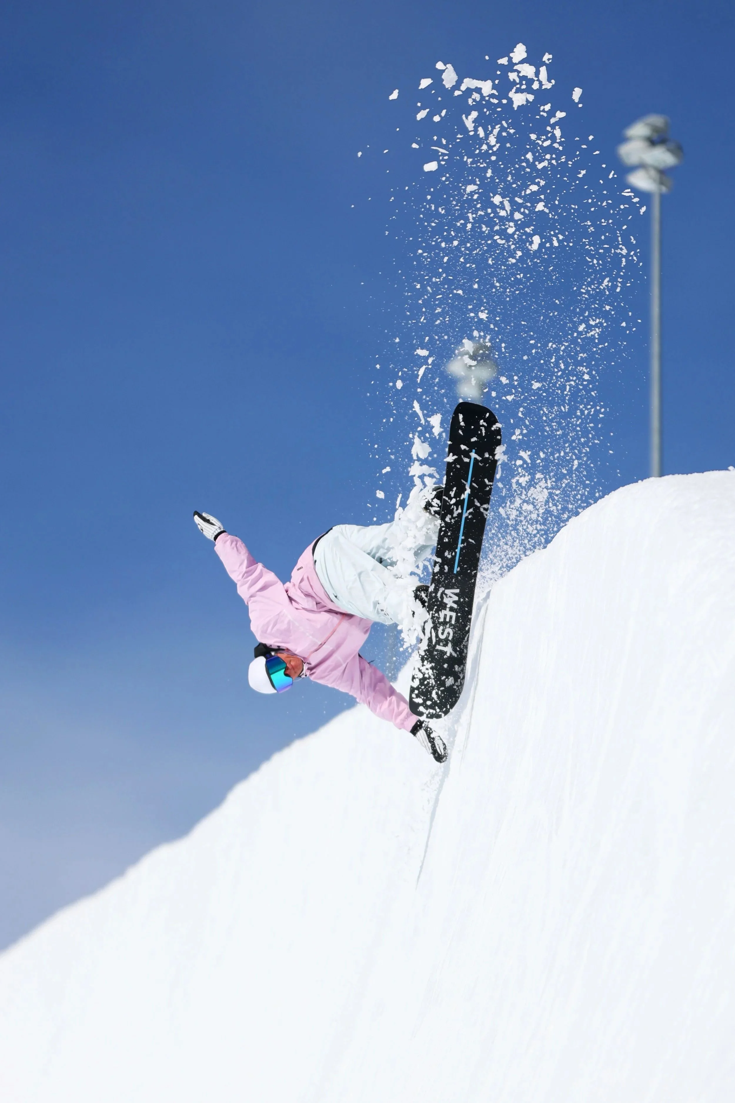 DAV_hailstorm_freestyle_pipe_snowboard