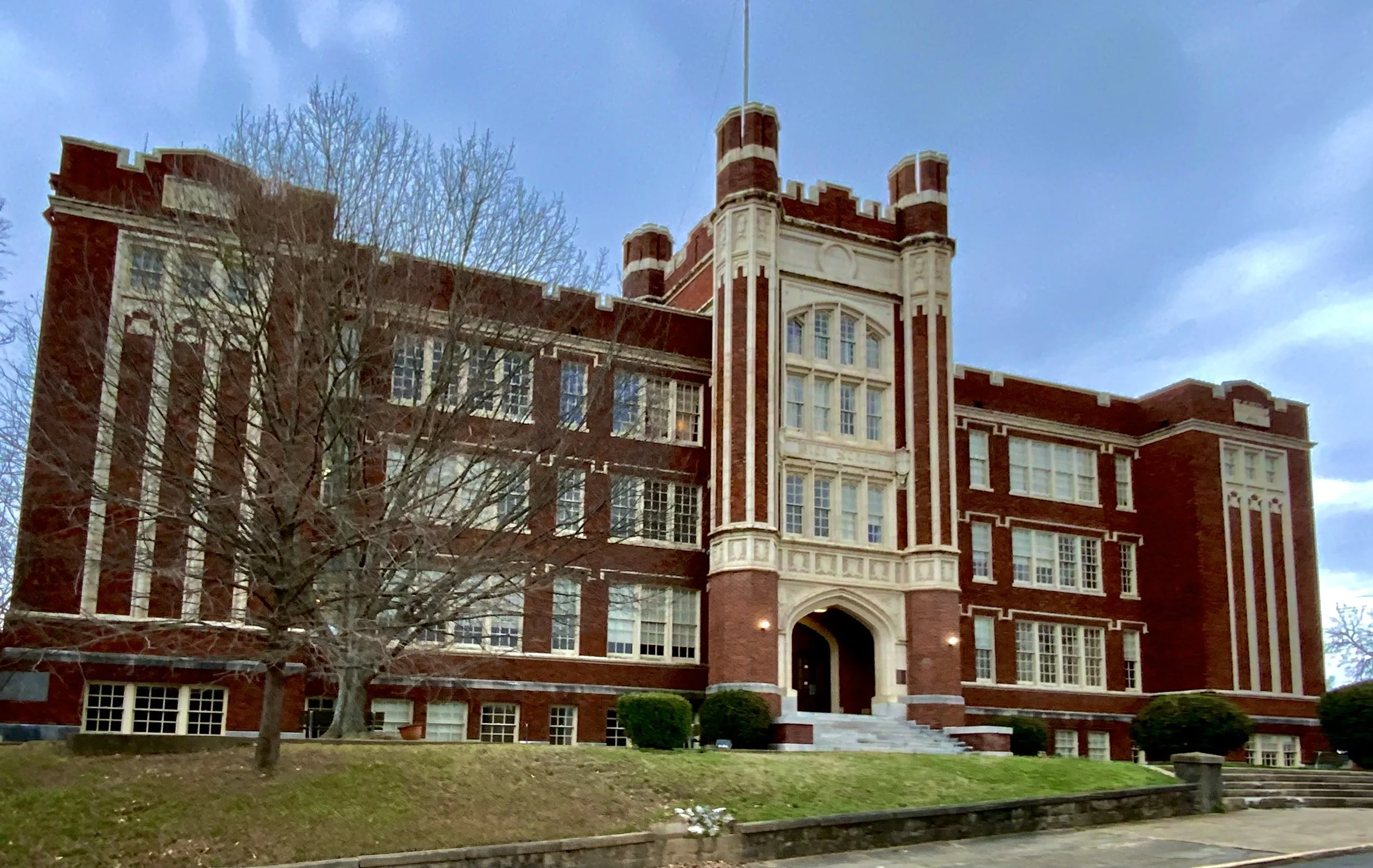 Hot Springs Metro — Wonderwall/Wanderlust