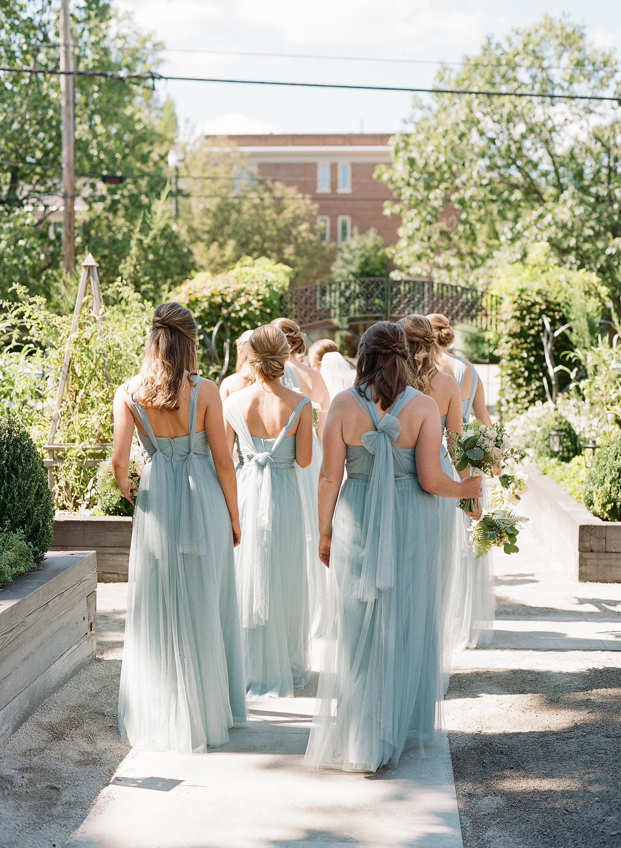 Setting a Wedding Budget &amp; Sticking to it!