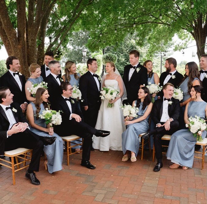 POV: You picked the right partner and the right friend group! 💕

Photo: @virgilbunao 
Floral: @cristcreonadesigns 
Venue: @idlehourky