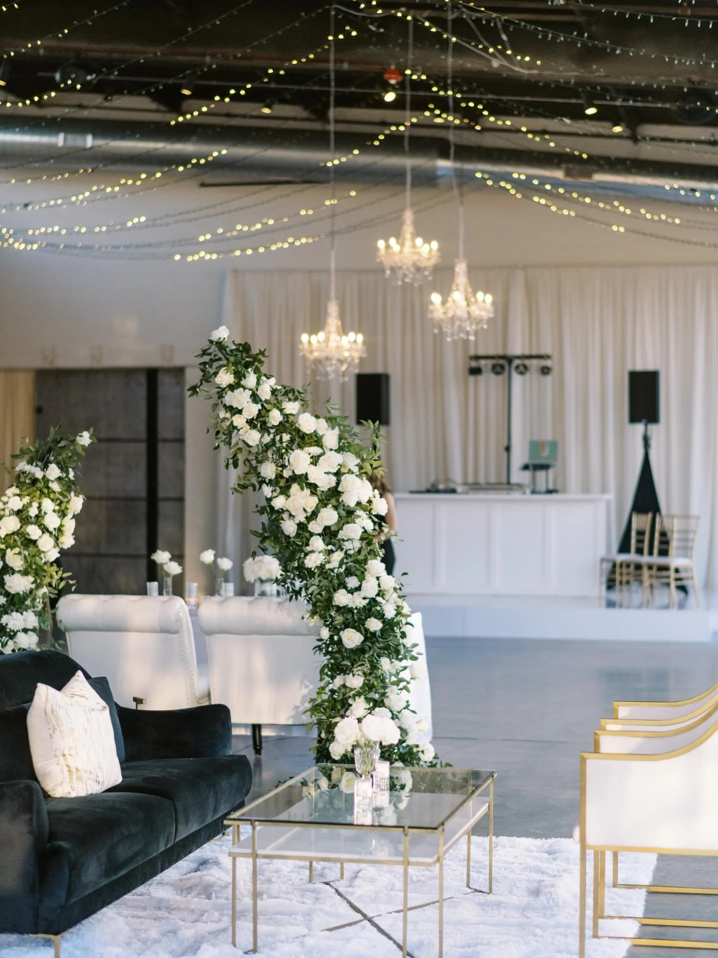 2026 is here! Another year of making magic for our wonderful couples. We can&rsquo;t wait to see what&rsquo;s in store. 

Photo: @katelynvphotography 
Rentals: @a_design_decor @bryantsrentall @eventswithdesign @canvas_event_furniture 
Floral: @blooms