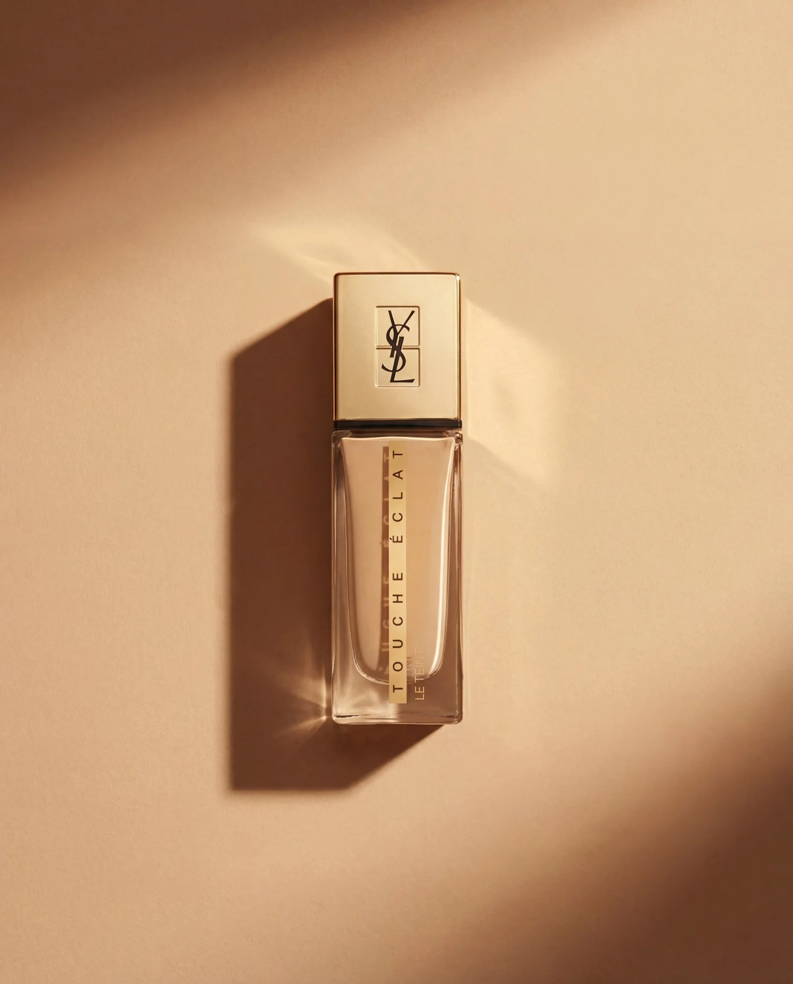 weavy-PACKSHOT COSMETIC APP-2026-01-06 at 12.44.17.jpg