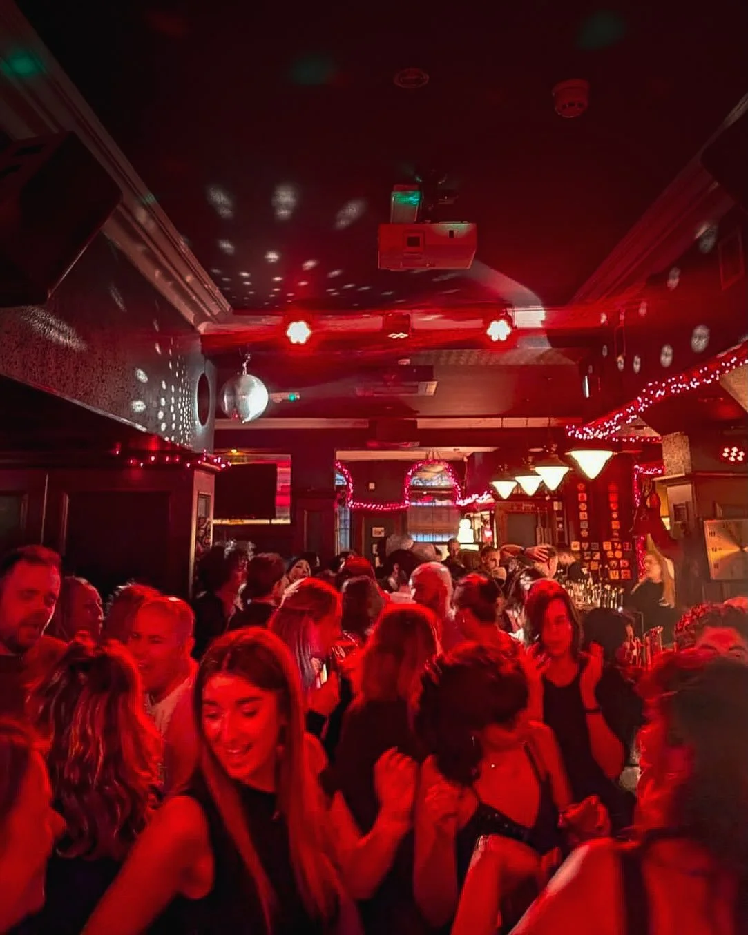 Happy new year everybody. Thanks to @nialler9 , @formamusiclabel all the dancers and our wonderful team. Here&rsquo;s to a great 2026.