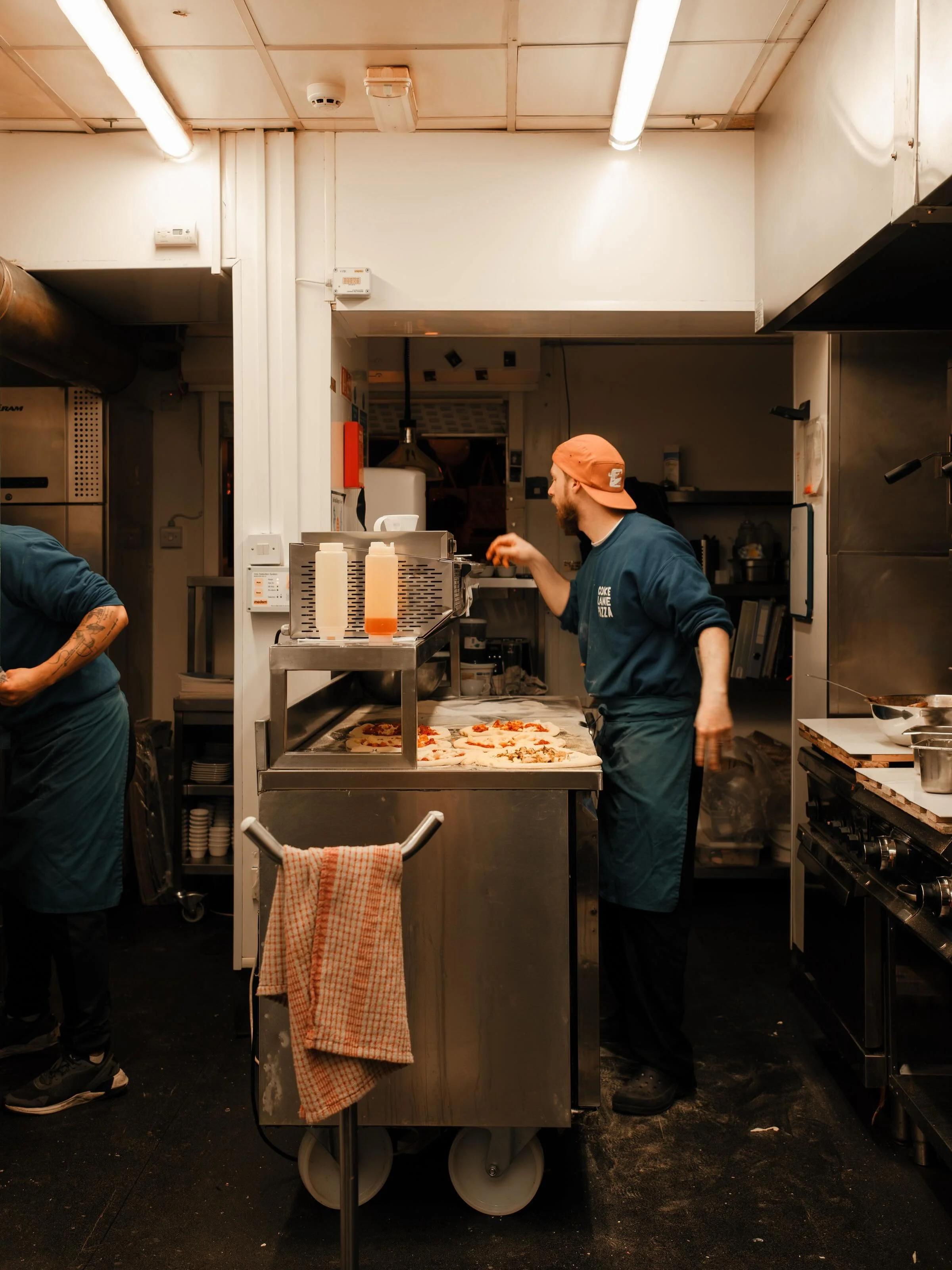 Tonight&rsquo;s quiz may be sold out, but you can mainline some @cokelanepizza in our cosy and quiz-free side bar, or on the deck outside if the weather behaves.