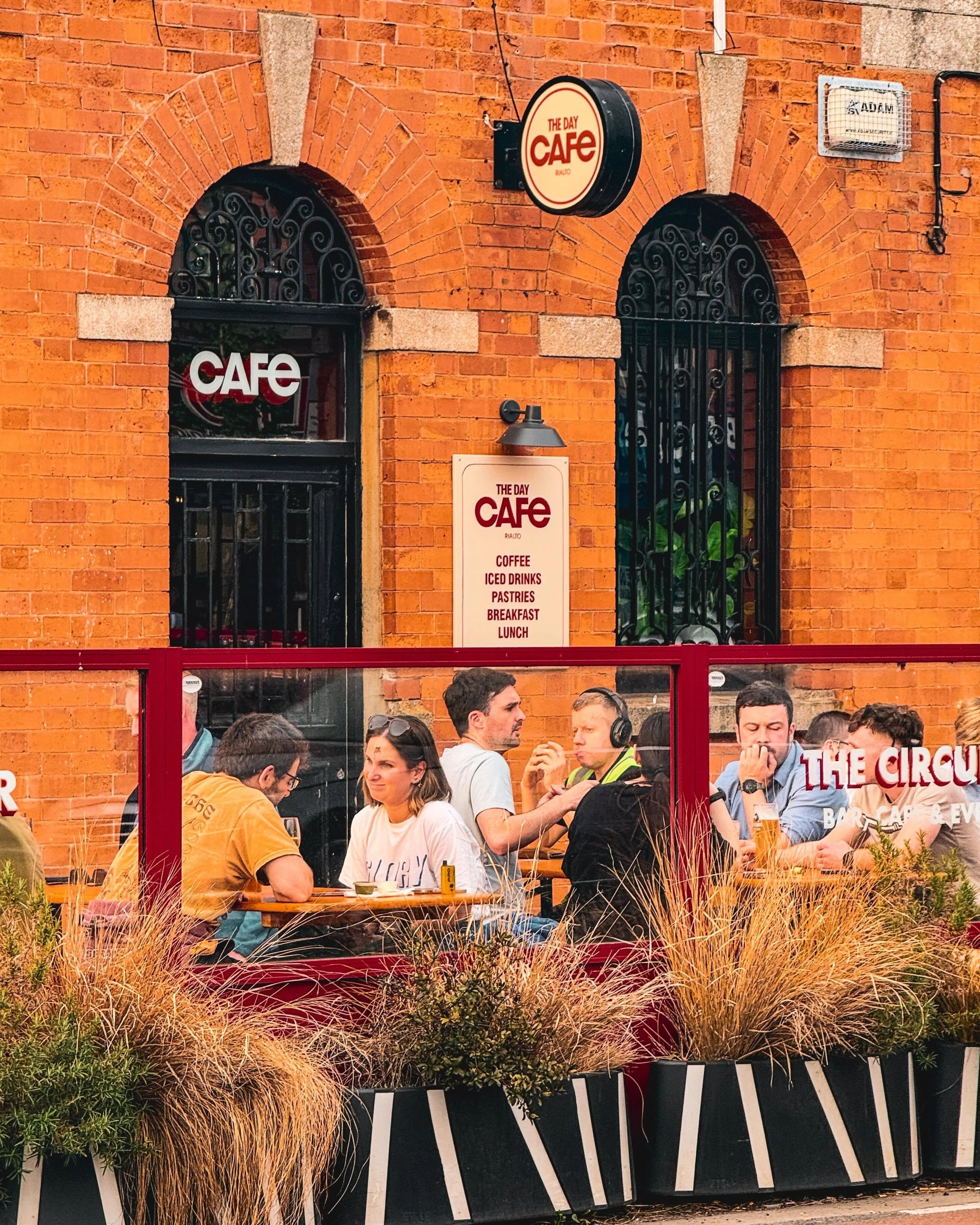 Rialto Venice, or Rialto Dublin? Impossible to tell.