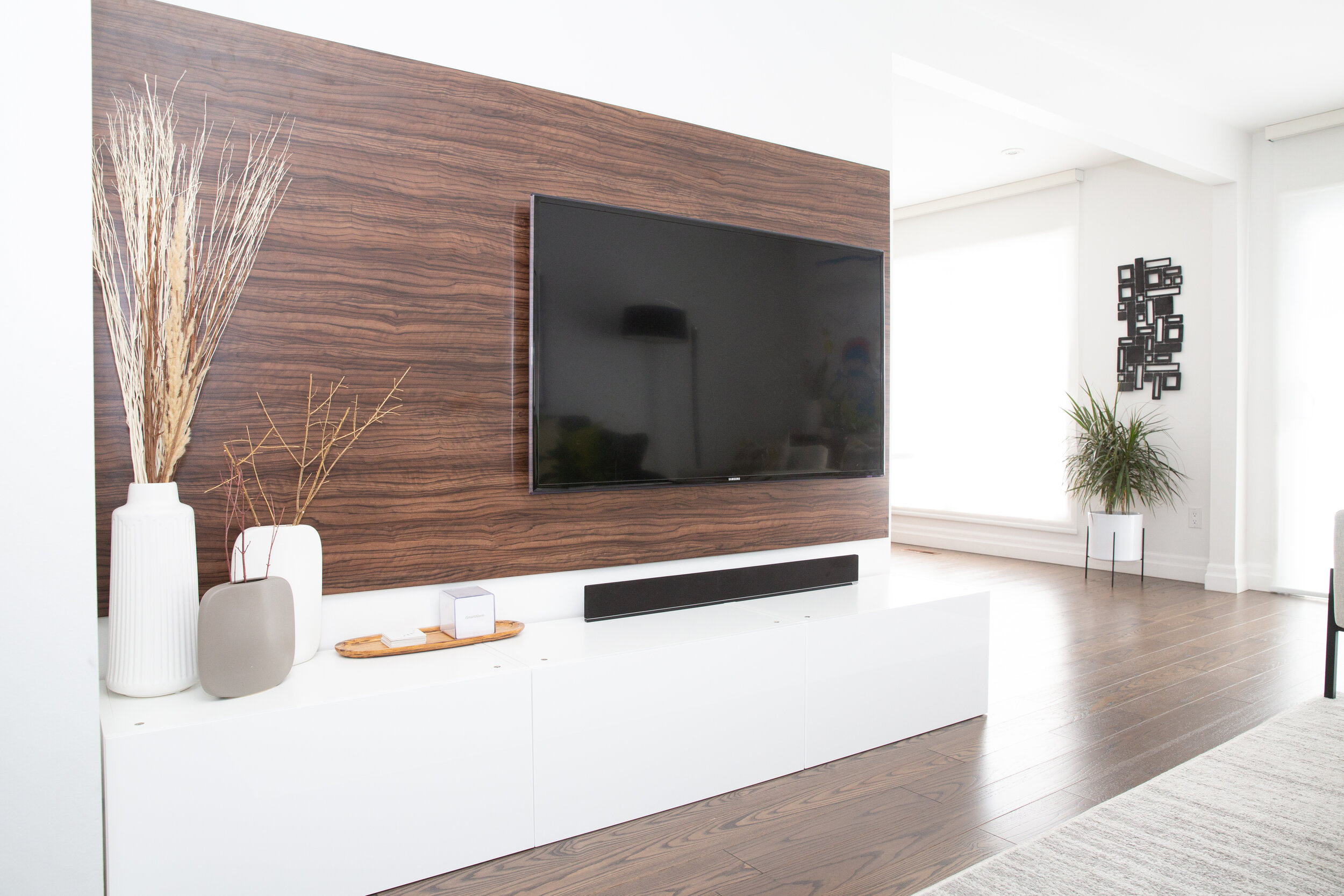 LivingRoom3.jpg