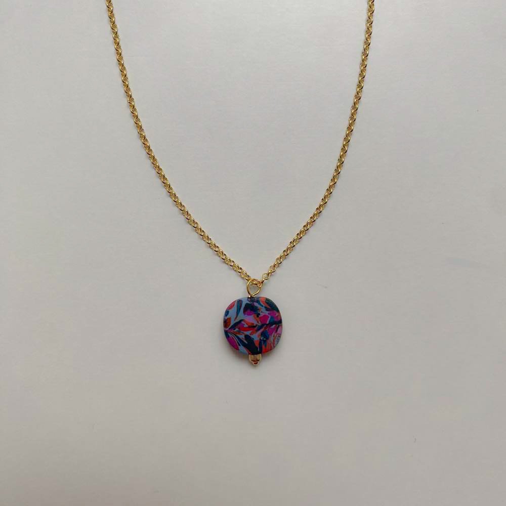 MINI_CHARM_NECKLACE_purple_blue_01.jpg
