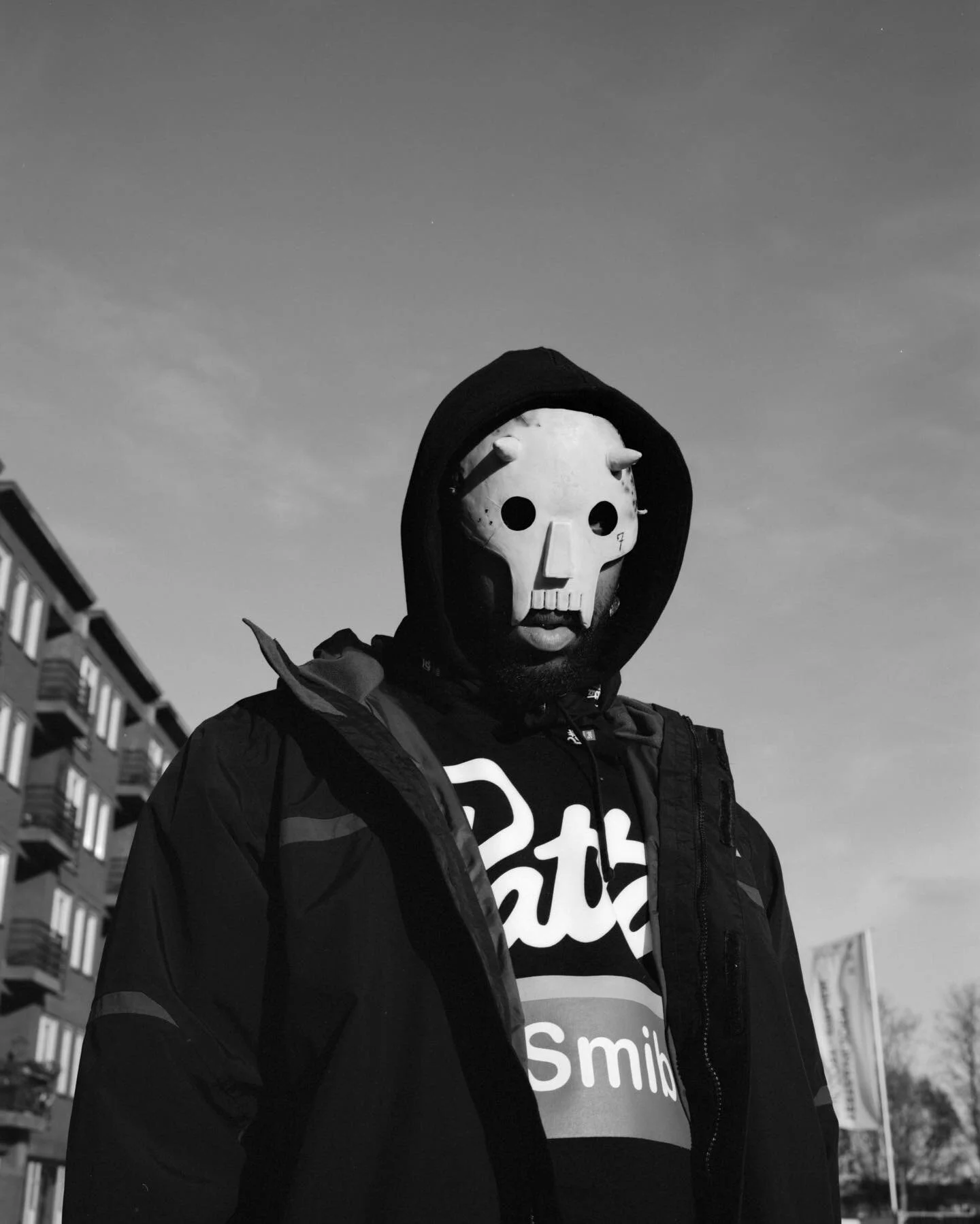 Took some quick BTS while assisting @dennisbranko for a special @patta_nl x @smibworldwide collab 🖤