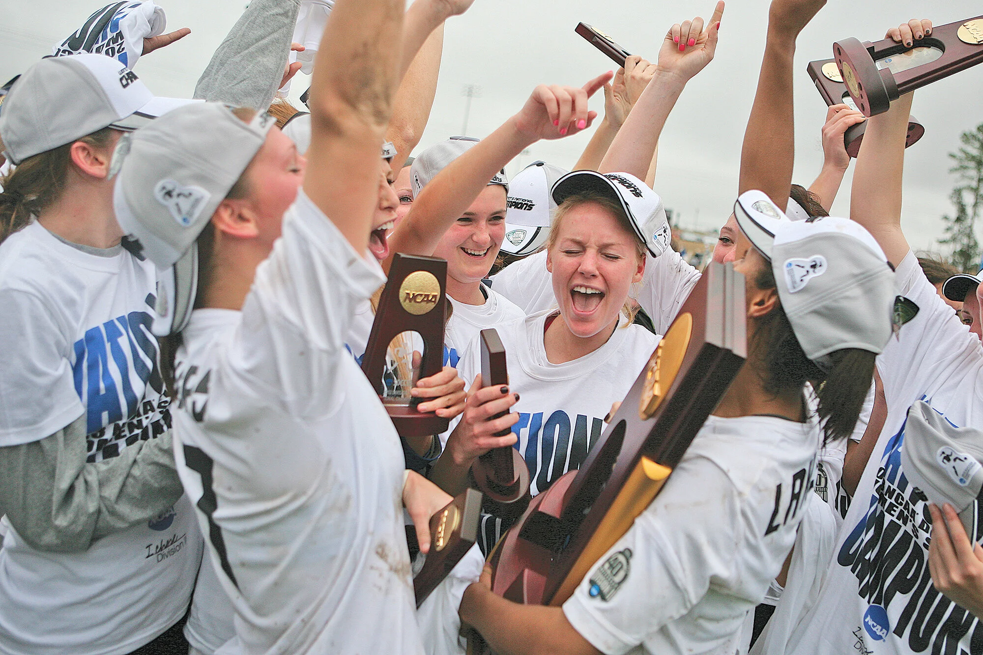 11973_soccernatlchamp_rgb03o.jpg