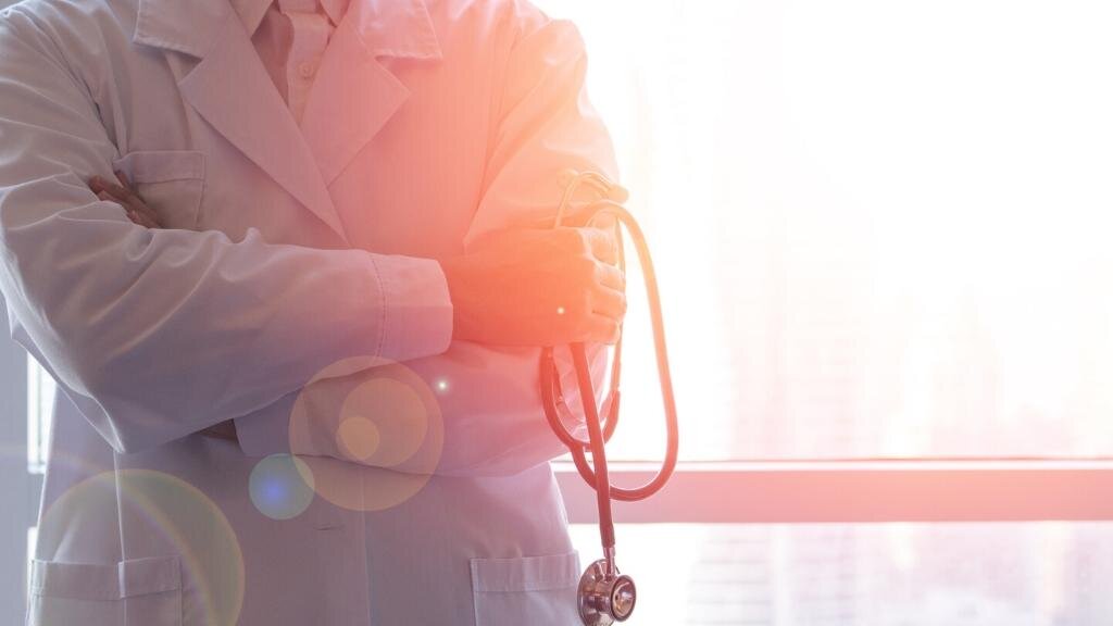 How To Clean Your Stethoscope (Also, What NOT To Do) — Silver Lining Scrubs