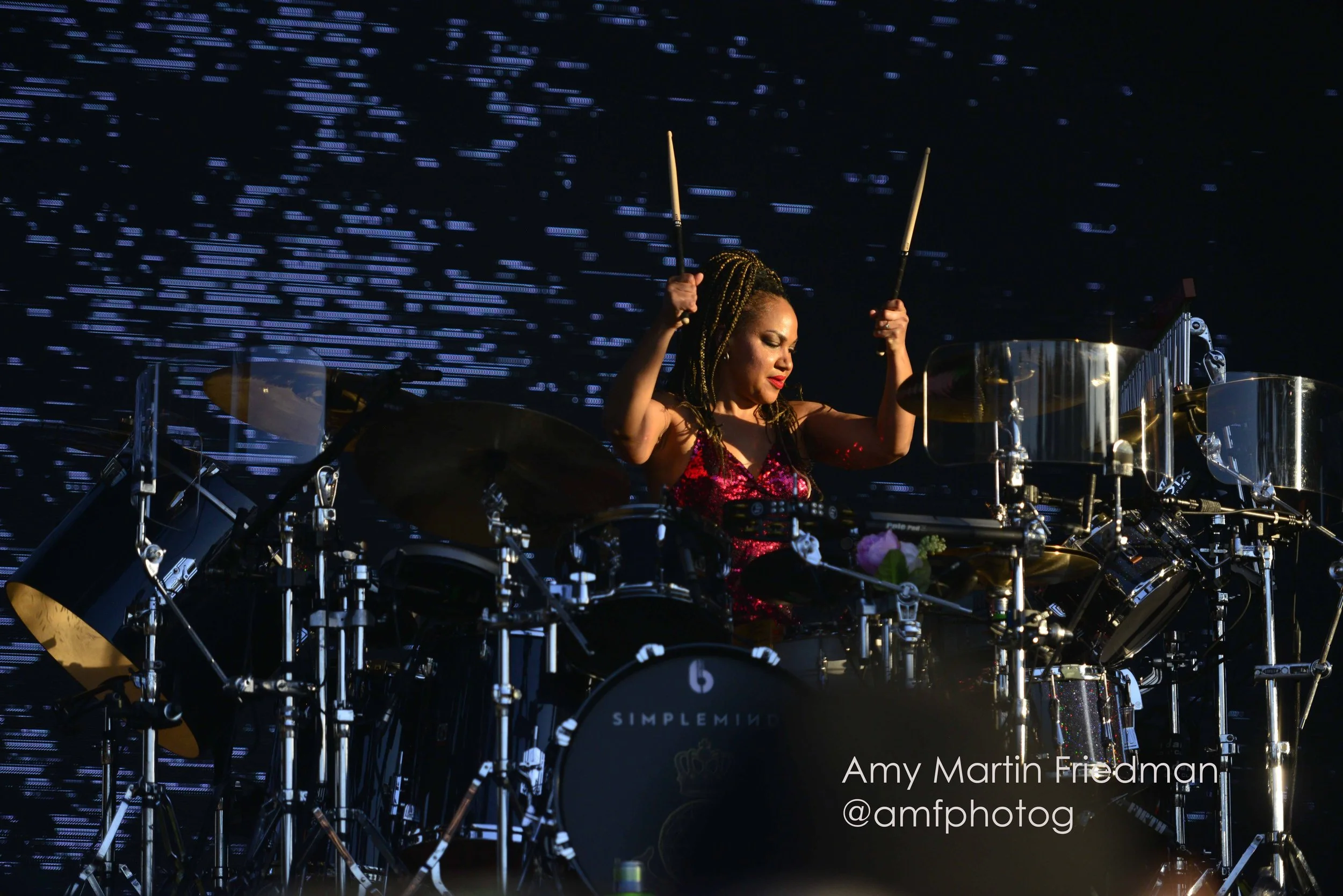 drummer beauty simple minds,jpg  copy.jpg