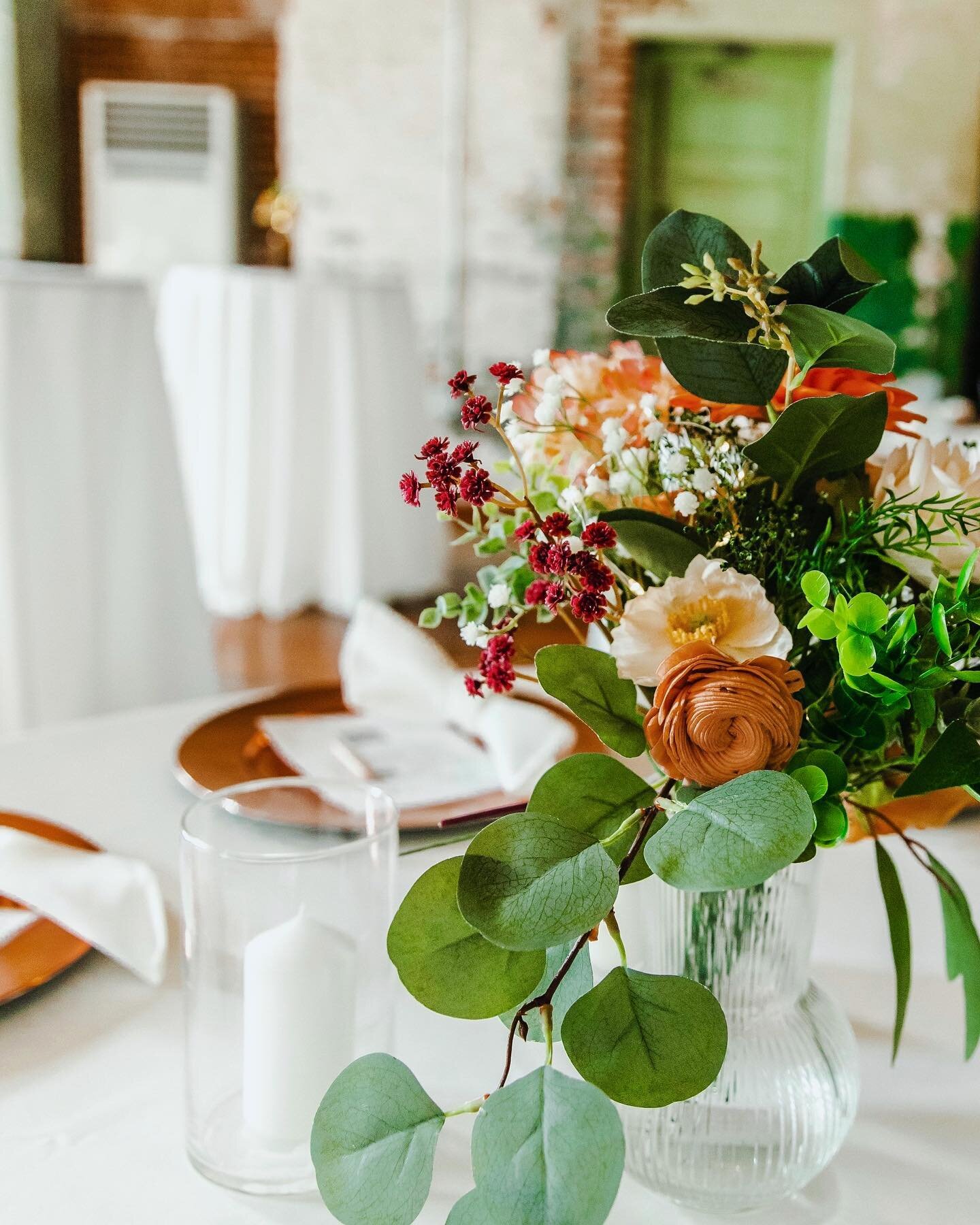 it&rsquo;s all in the details 💍🌱 capturing collin + riley&rsquo;s wedding this summer was such a joy! their love for each other is beautiful and honorable, and editing these photos had me smiling so BIG 🤍🤍