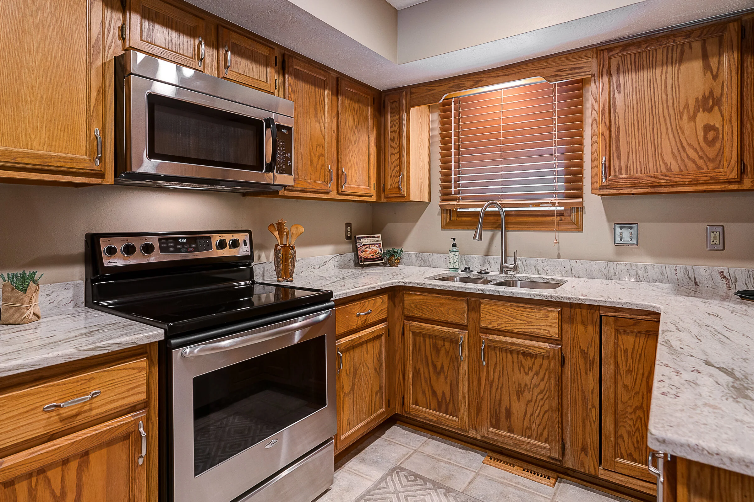 1314 Spring Brook Ct-22.jpg