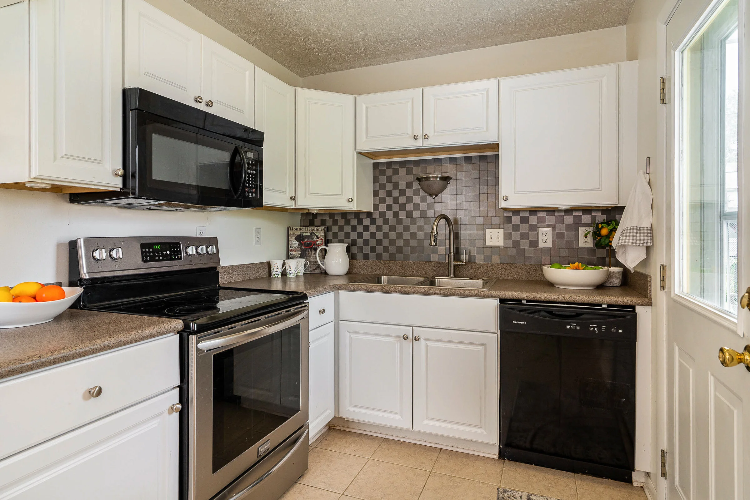 3697 Eisenhower-12.jpg