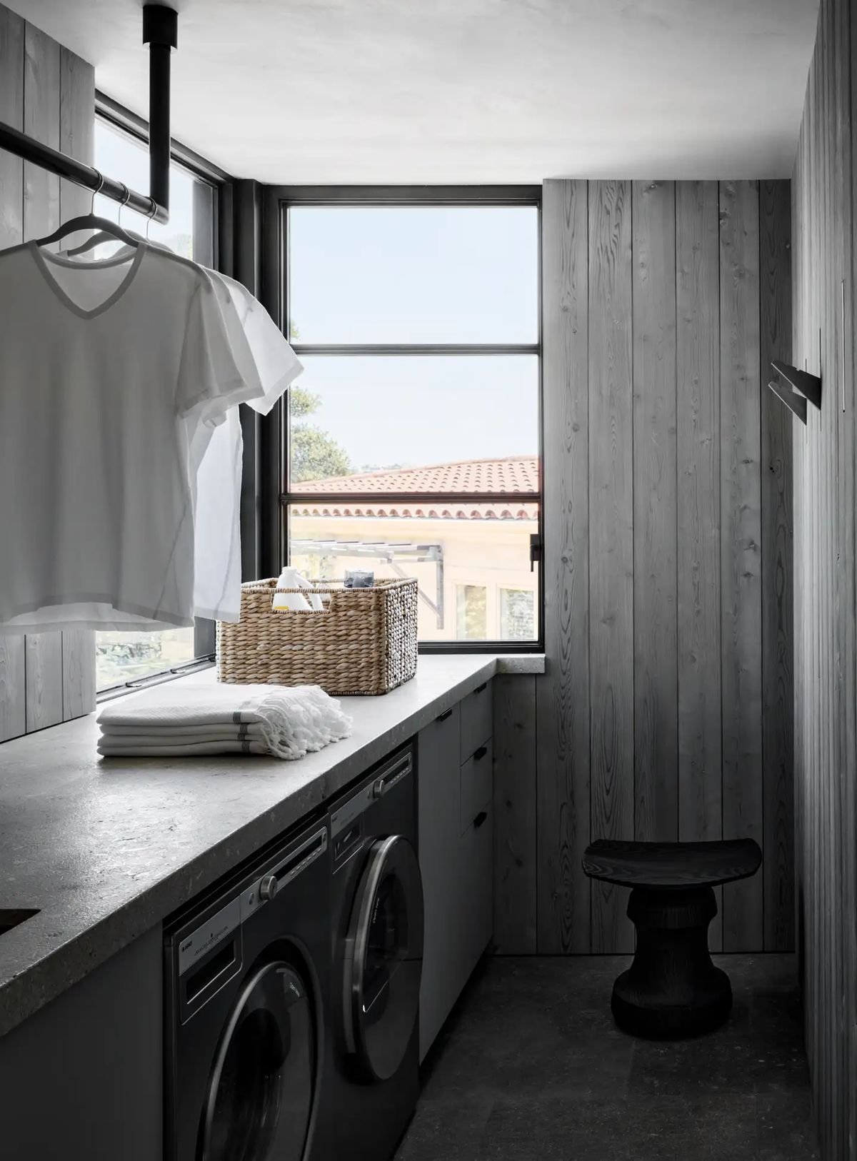 LAUNDRY.jpg