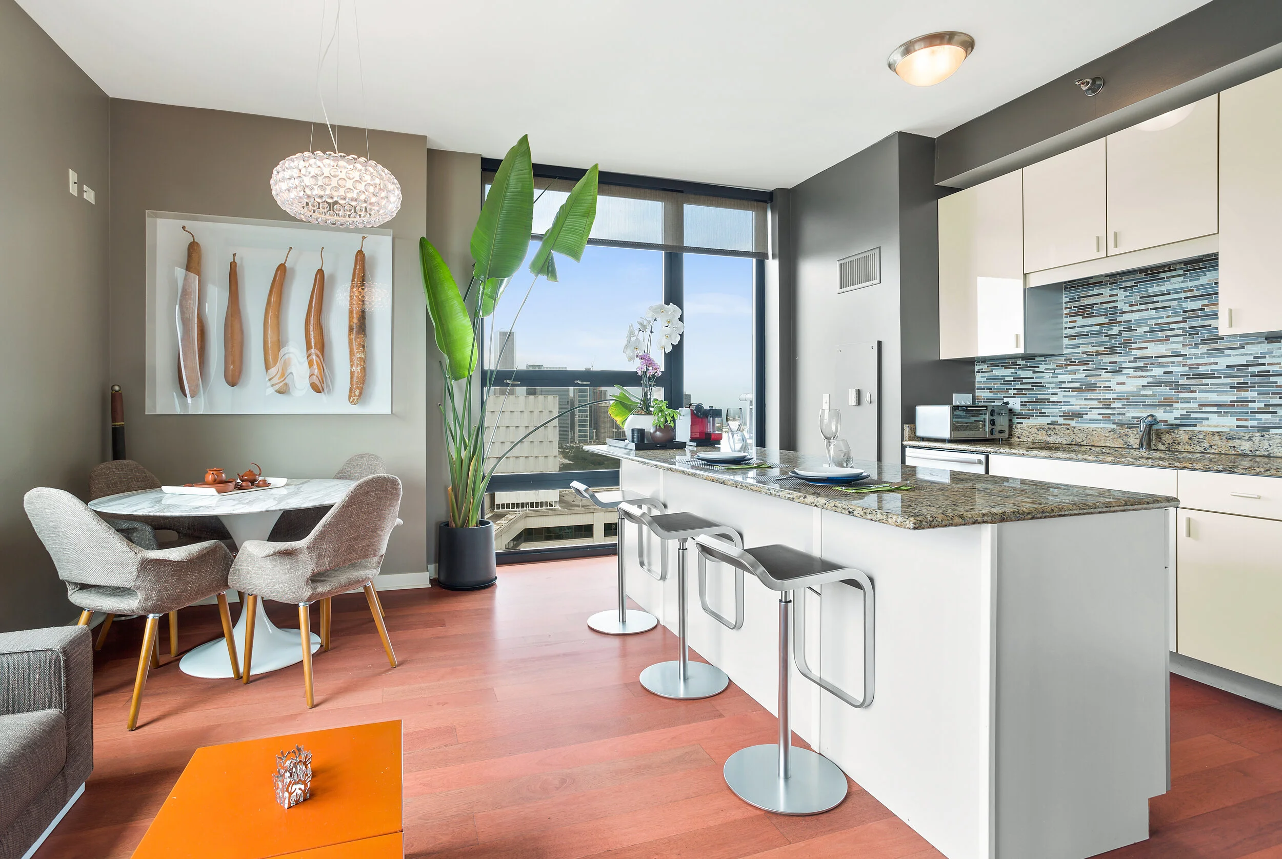 pdetphotography-dreamtownrealty-1160smichigan-4502-penthouse (28).jpg