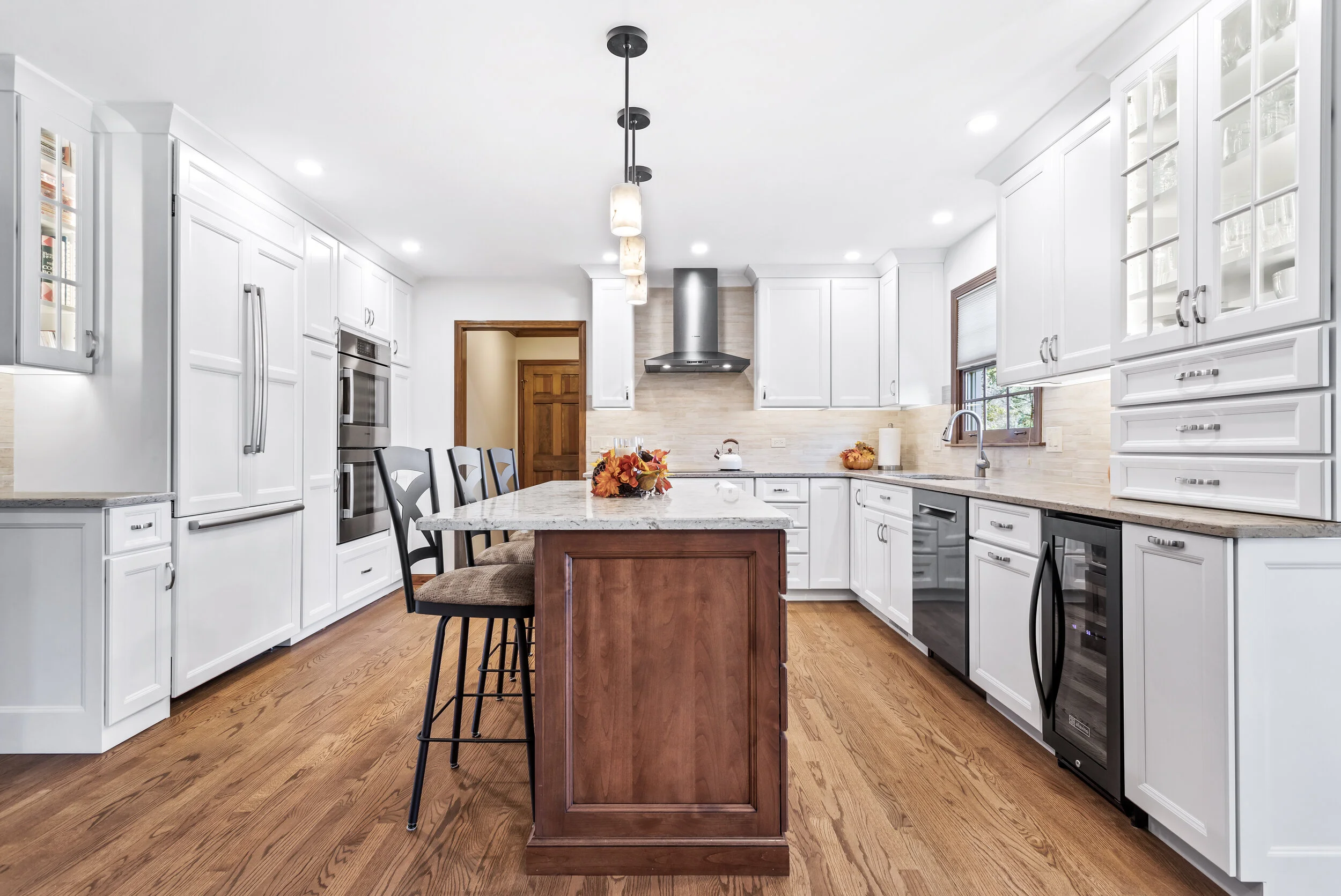 pdetphotography-kitchenbathauthority-1151championforest-kitchen  (9).jpg