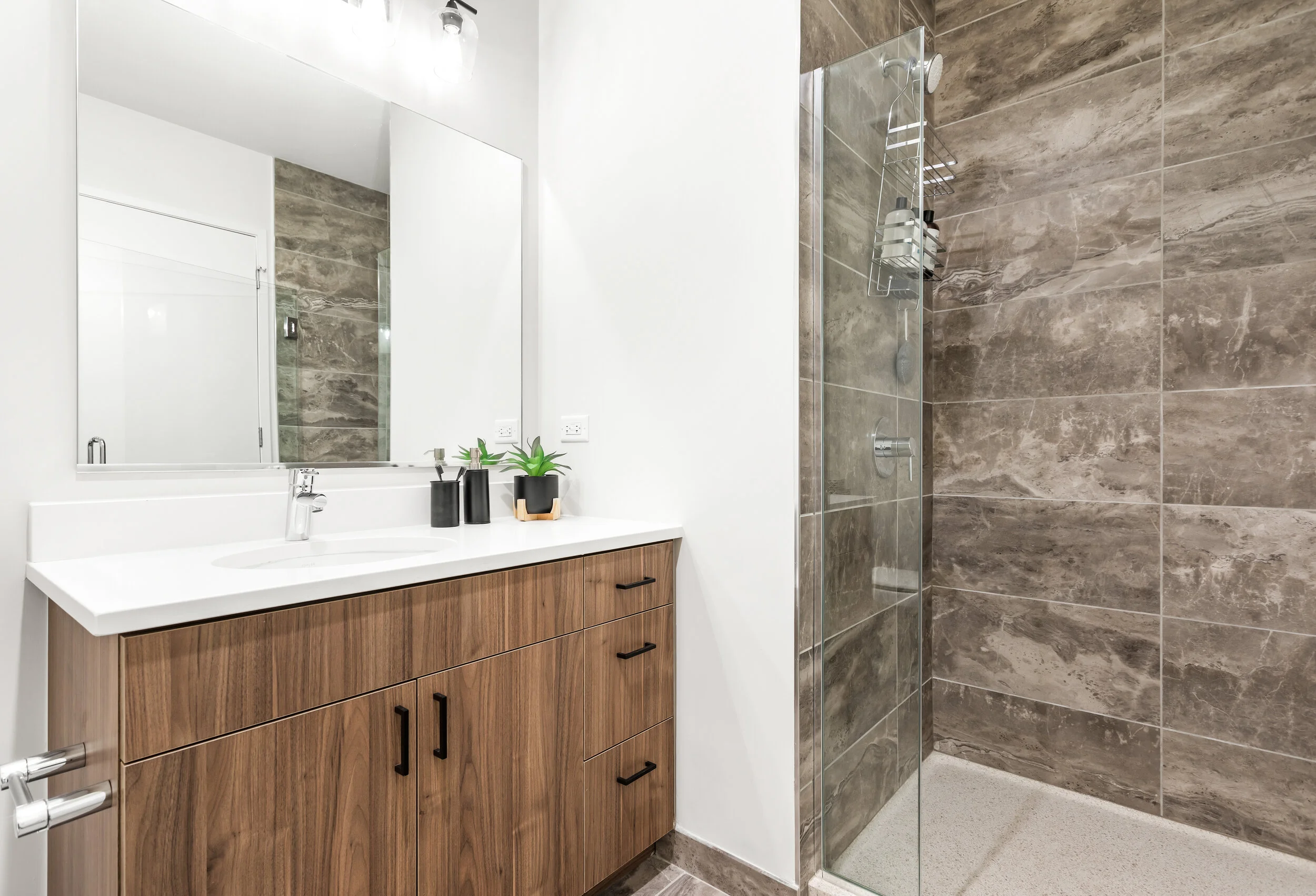 pdetphotography-luxurylivingchicago-loganapts-1bdrm-2_7_2020  (14).jpg