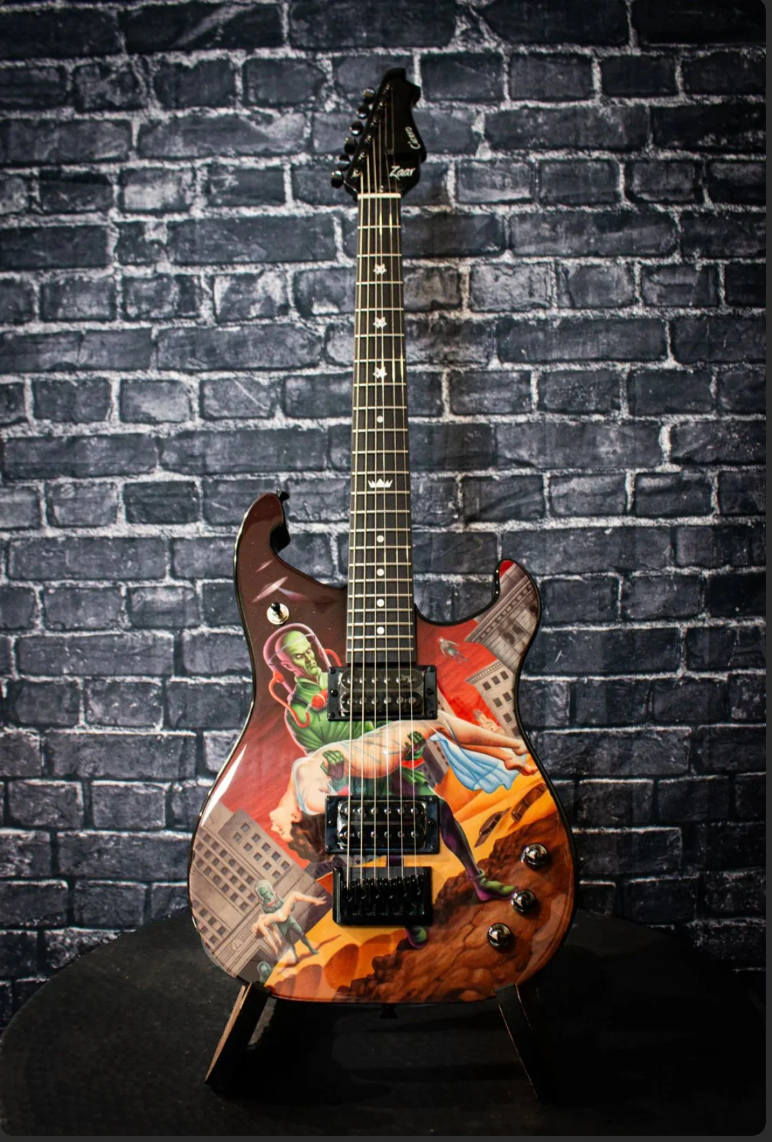 1guitar.jpg