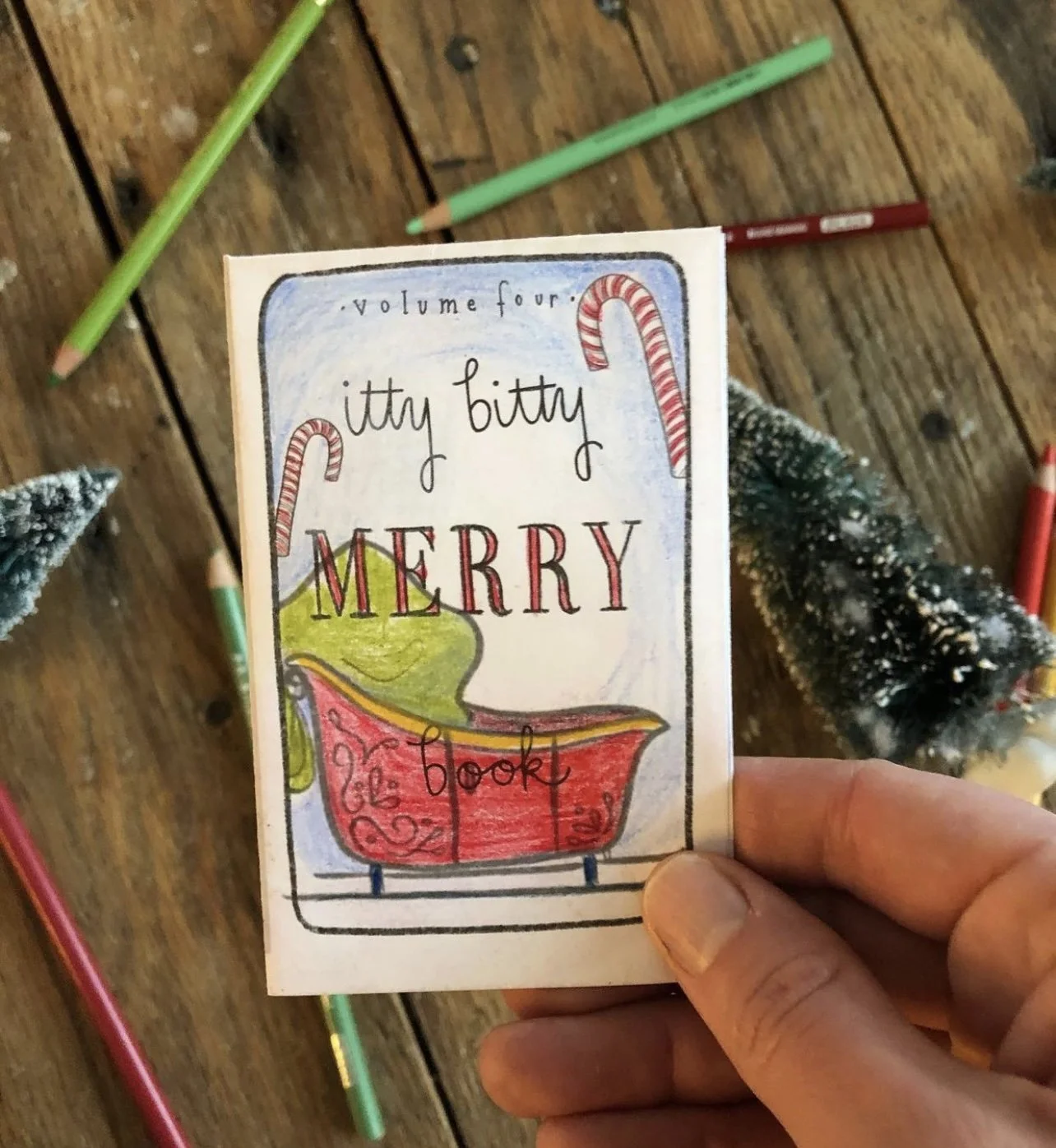 Itty Bitty Merry Book 
