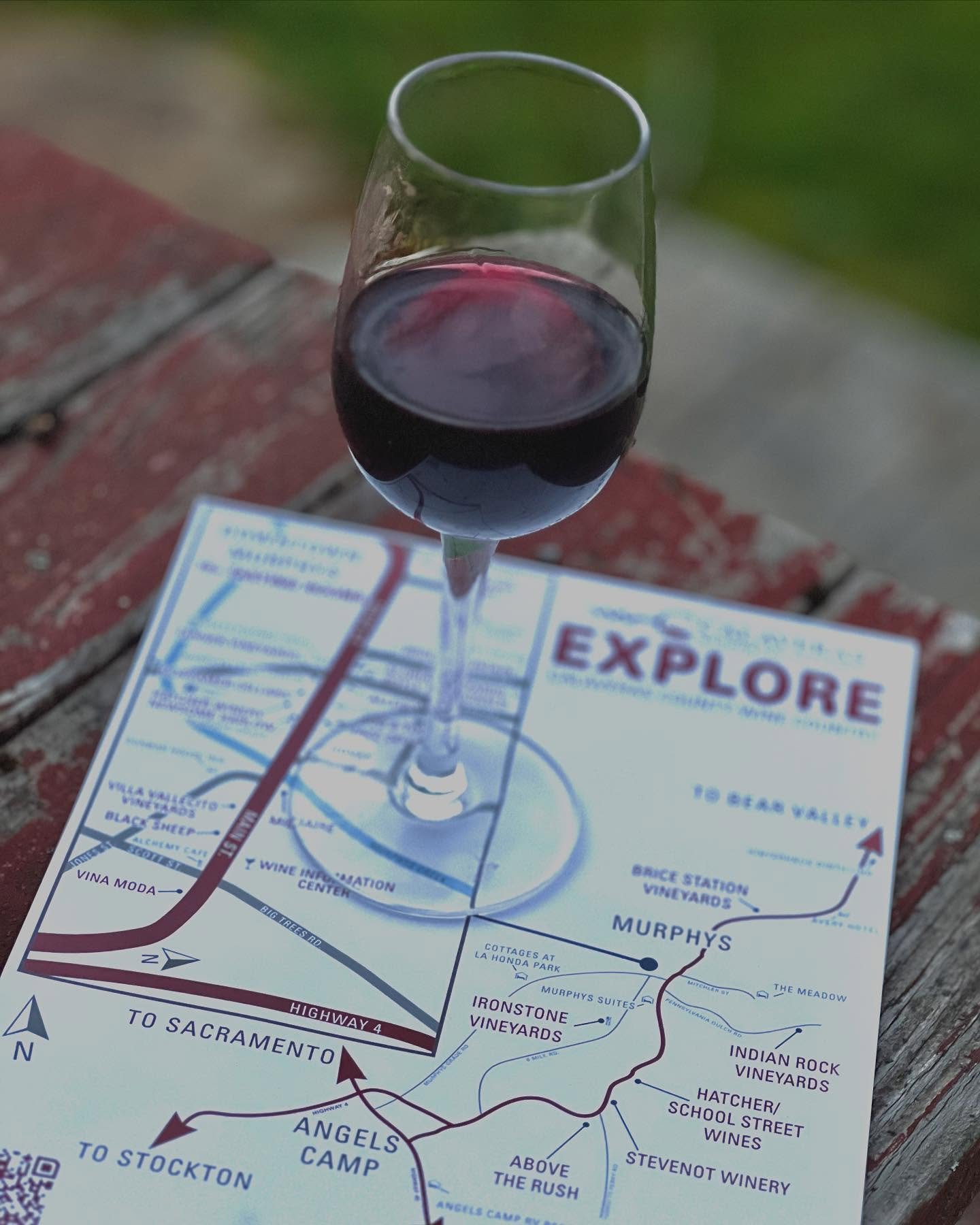🌞This weekend shows plenty of sunshine, so I think it&rsquo;s time to plan out your route for wine tasting. 

With two dozen wine tasting rooms in downtown Murphys, you&rsquo;ll have no shortage of finding something you love. From bold reds to crisp