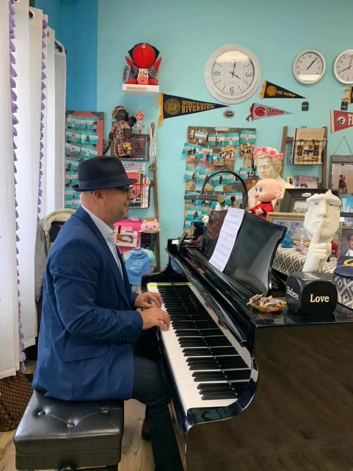 Adult Music Classes in Orange County, CA Sounds of Color Studio