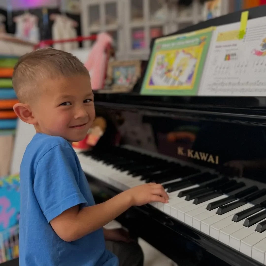 Piano Classes at Sounds of Color Studio