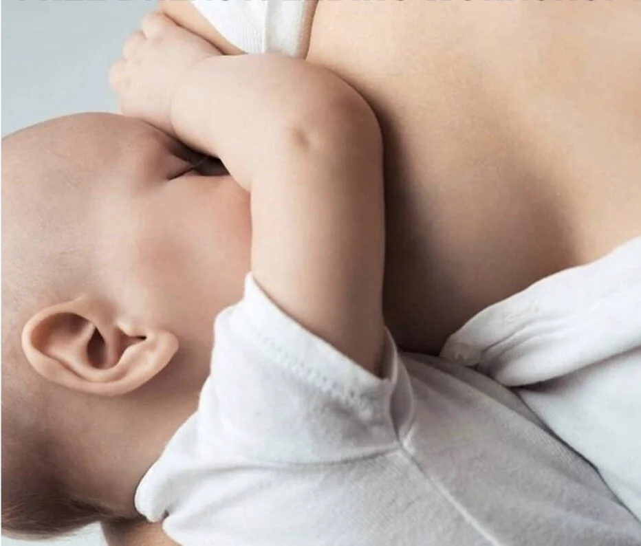 My Favorite Tips and Tricks for Breastfeeding Success