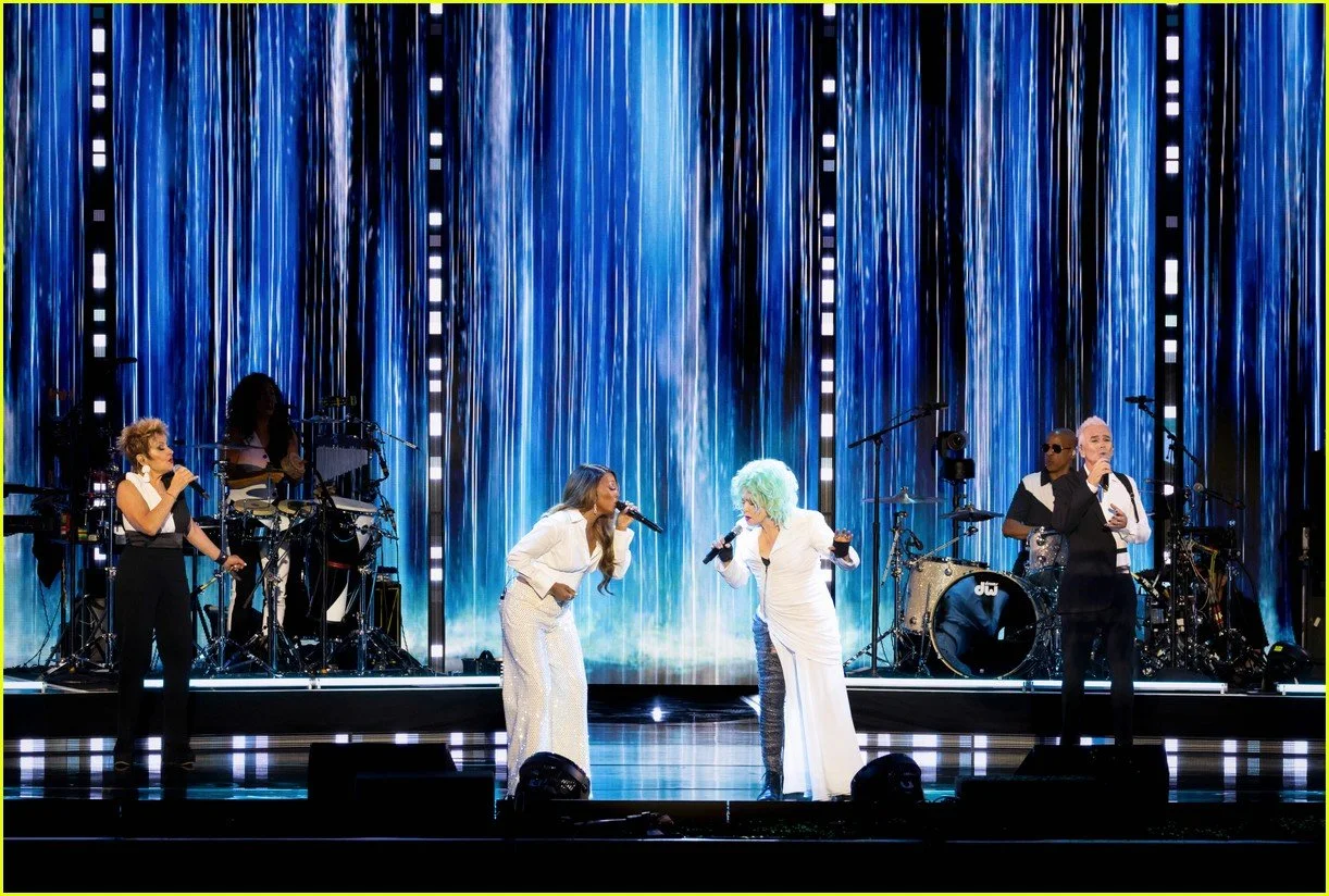 cyndi-lauper-tribute-cbs-17.jpg