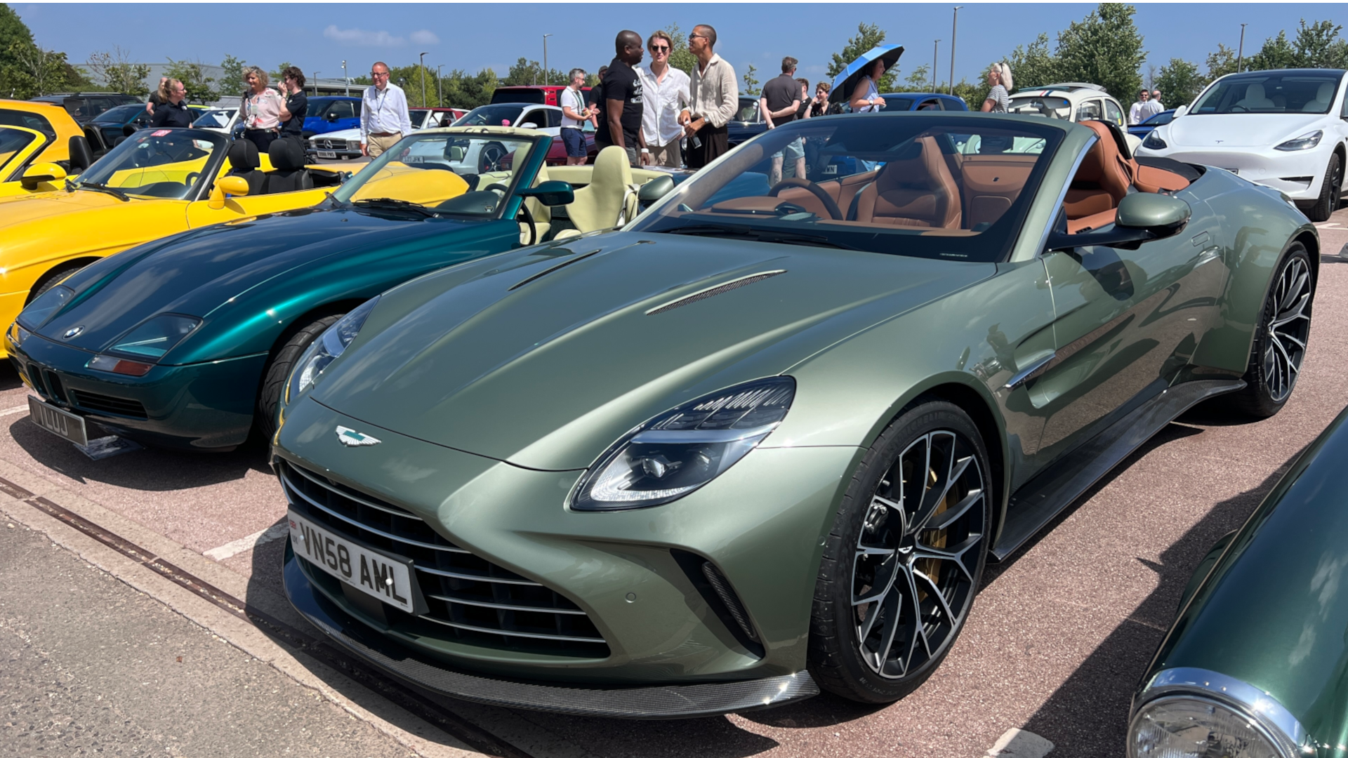Petrol_and_Pride_2025_AstonMartin_DB12_Volante.png