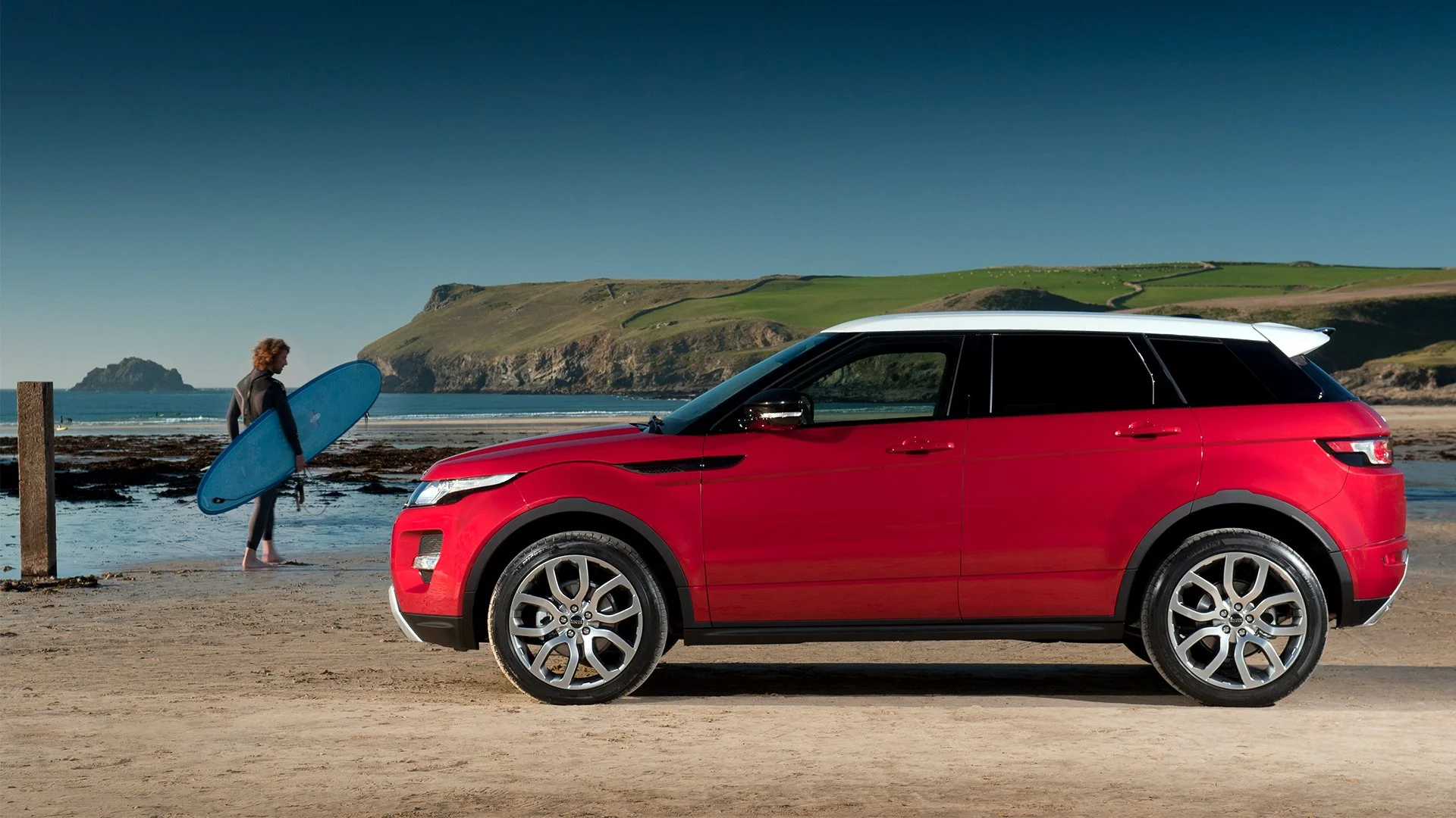 Range_Rover_Evoque_2011_red.jpg