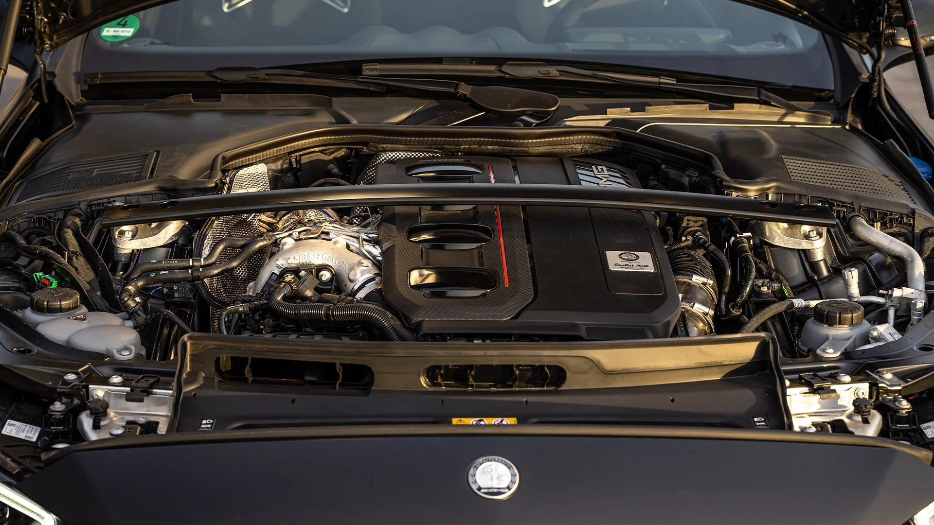 Mercedes-AMG C 63 S E Performance engine bay