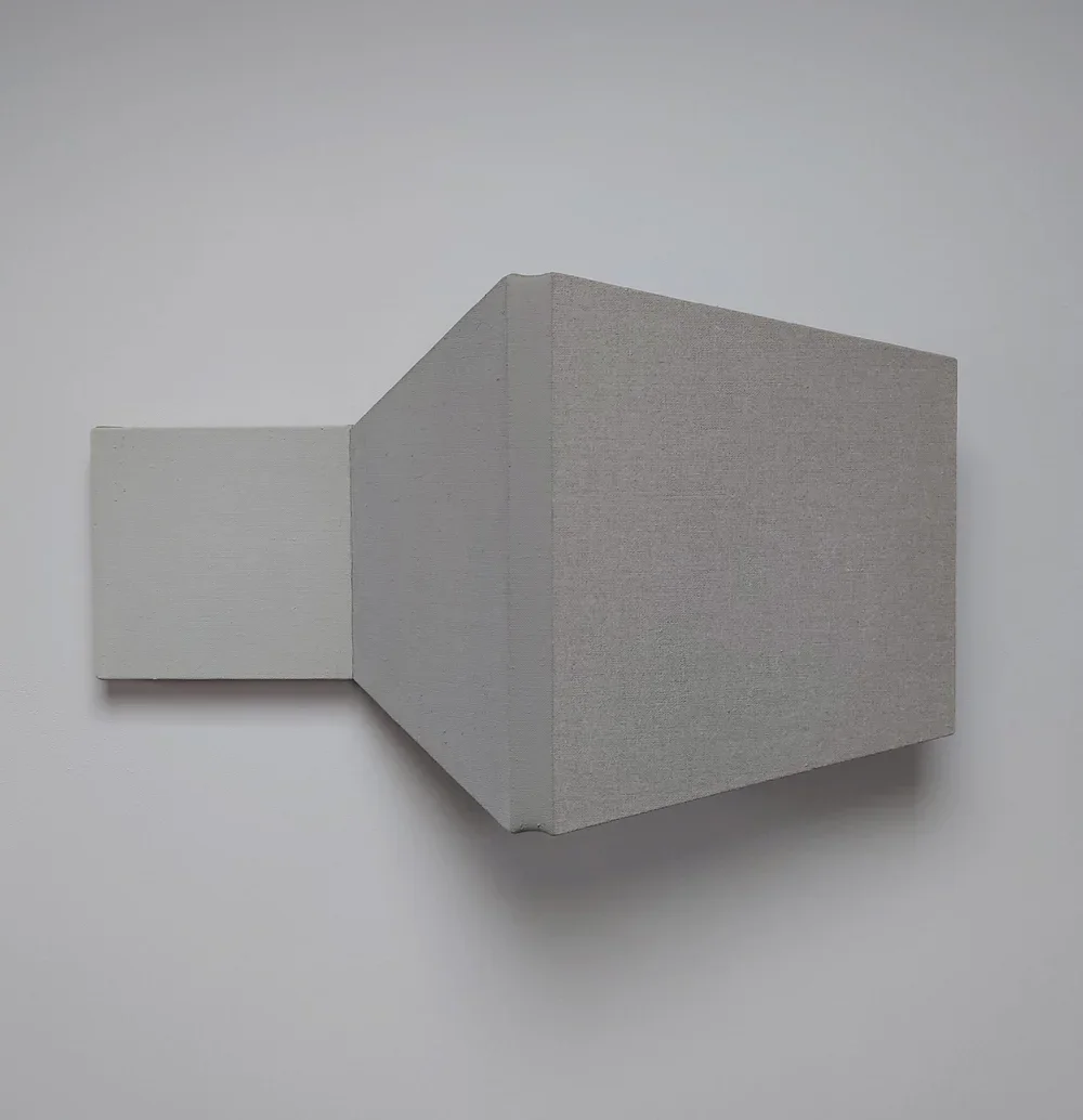 FOLD (STUDY IN WHITE)