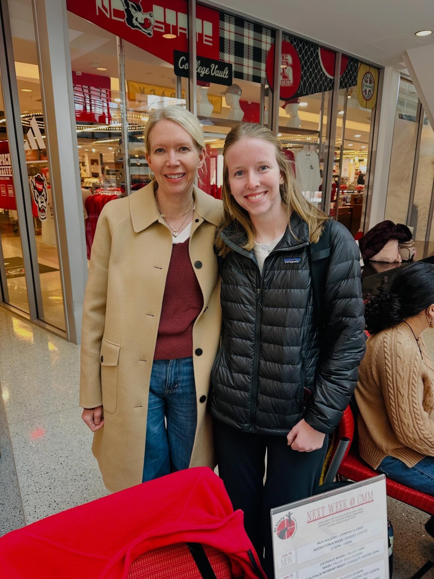 Catholic Moms will be back in action tomorrow (Wednesday) from 11 am- 12 noon in Talley with treats &amp; hugs. 

We can&rsquo;t wait to hear all about your snowy adventures! ☃️❄️