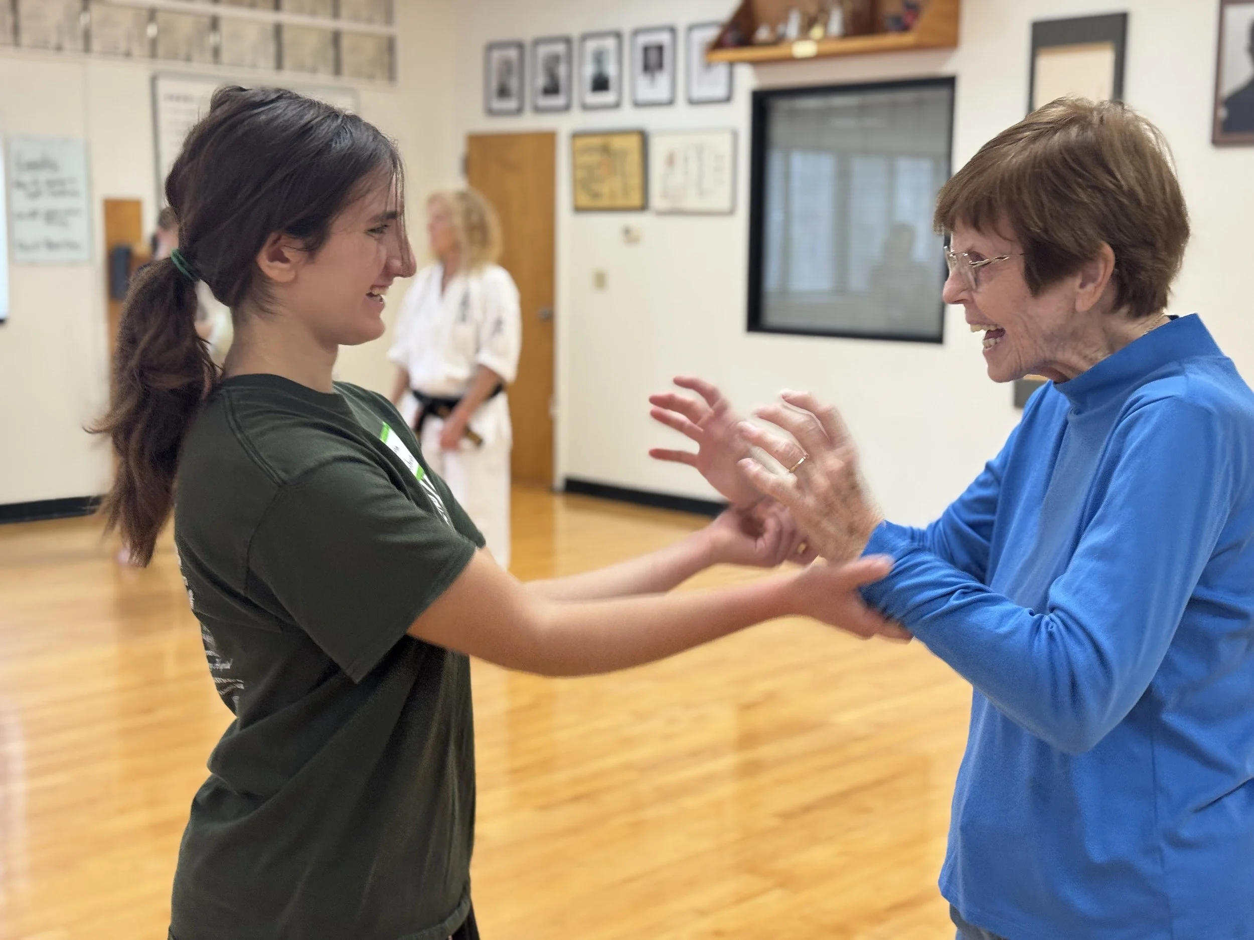 25-11-08 Woman's Self-Defense Class (17).jpg