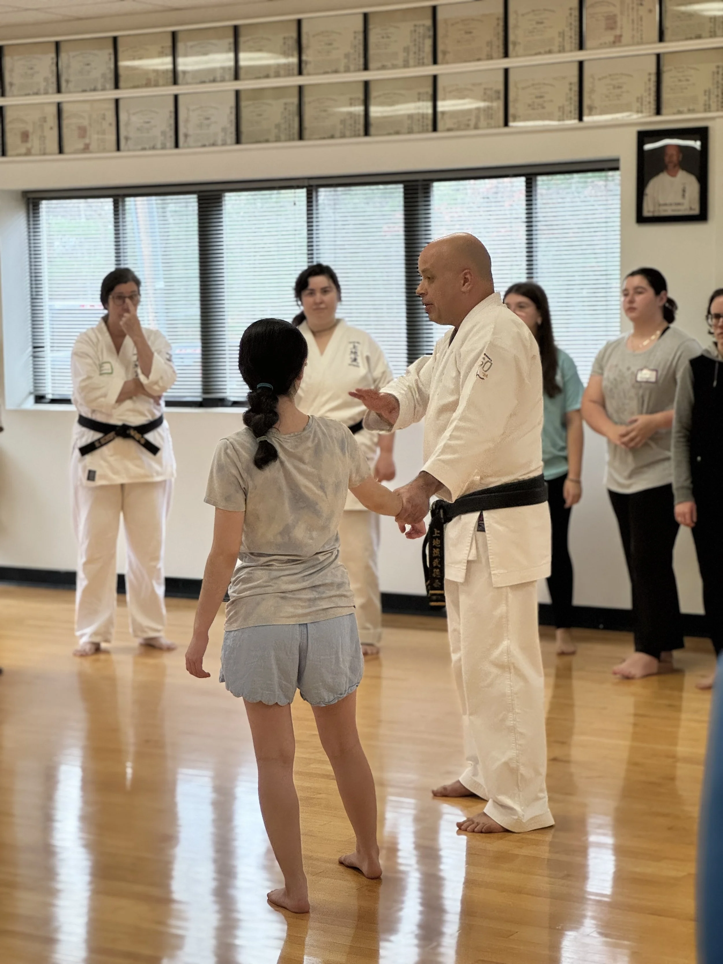 25-11-08 Woman's Self-Defense Class (1).jpg