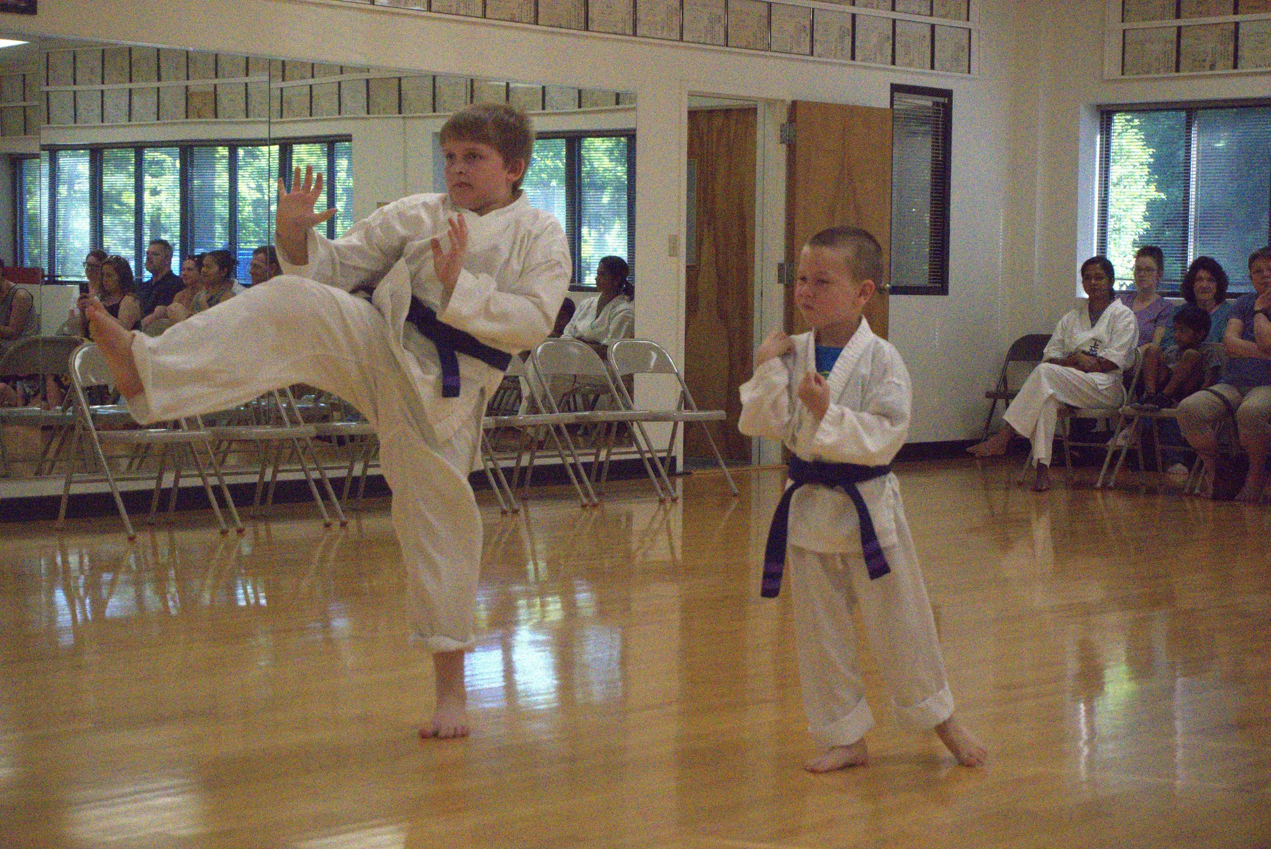 A075-S020-26-06-03 BDUKS Jr Intermesiate Kyu Testing (Camera-1) (0943).jpg