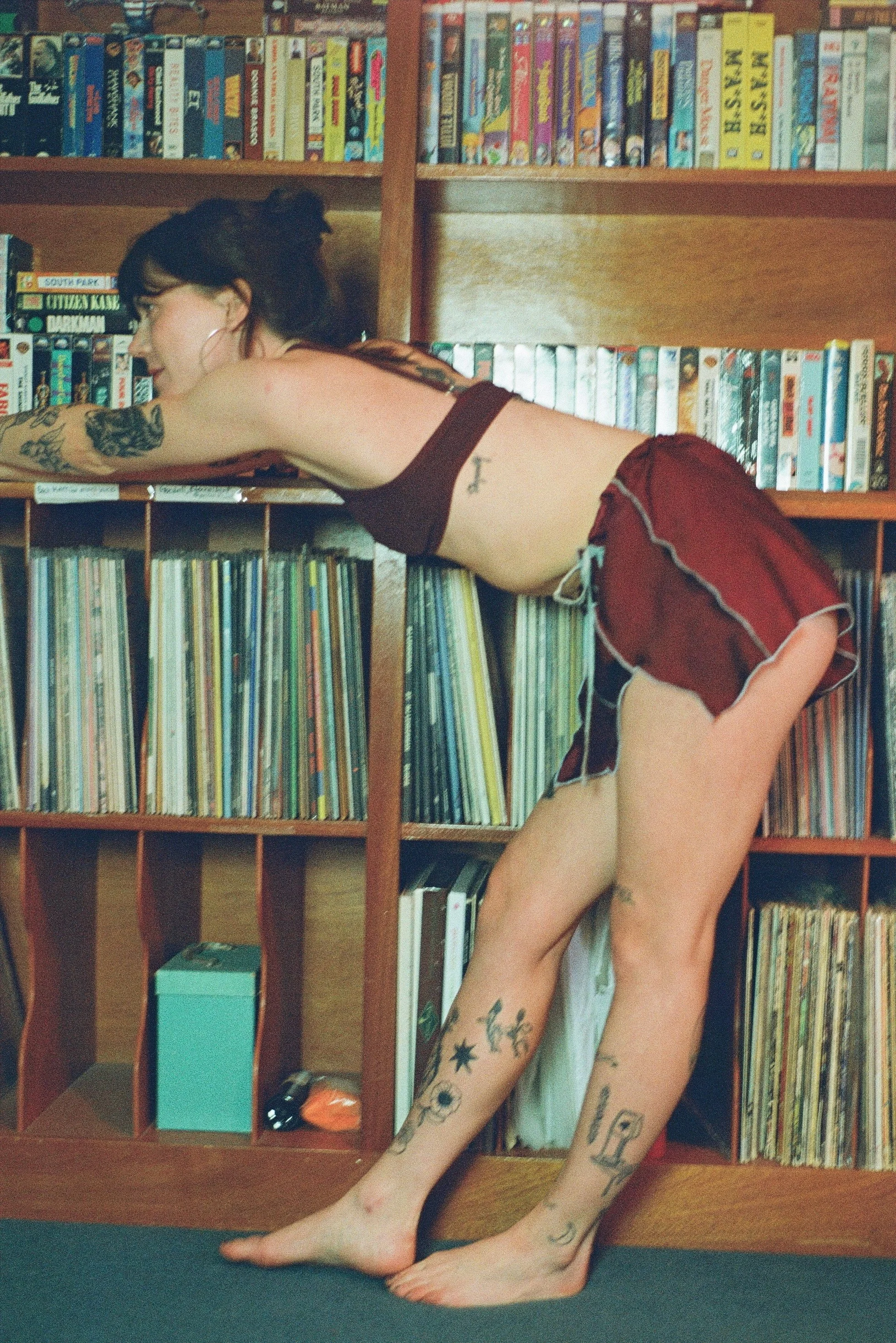 silk shorts side.jpg