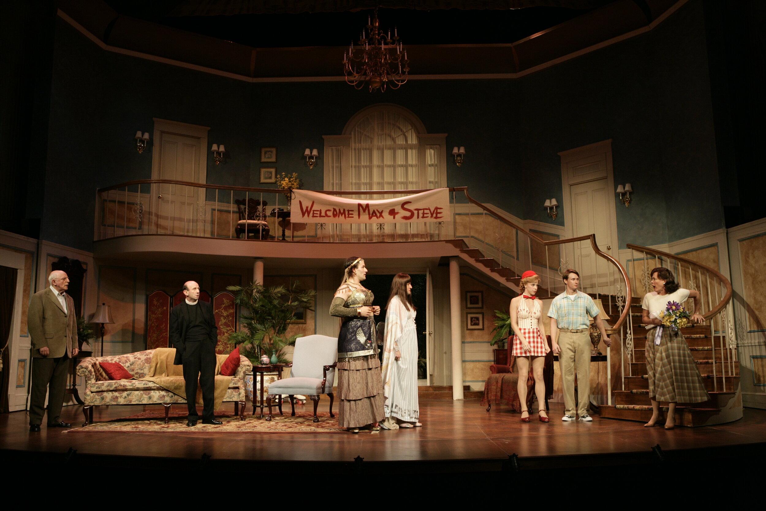  Cast of the Ford’s Theatre 2005 production of Ken Ludwig’s “Leading Ladies.” Photo by T. Charles Erickson. 