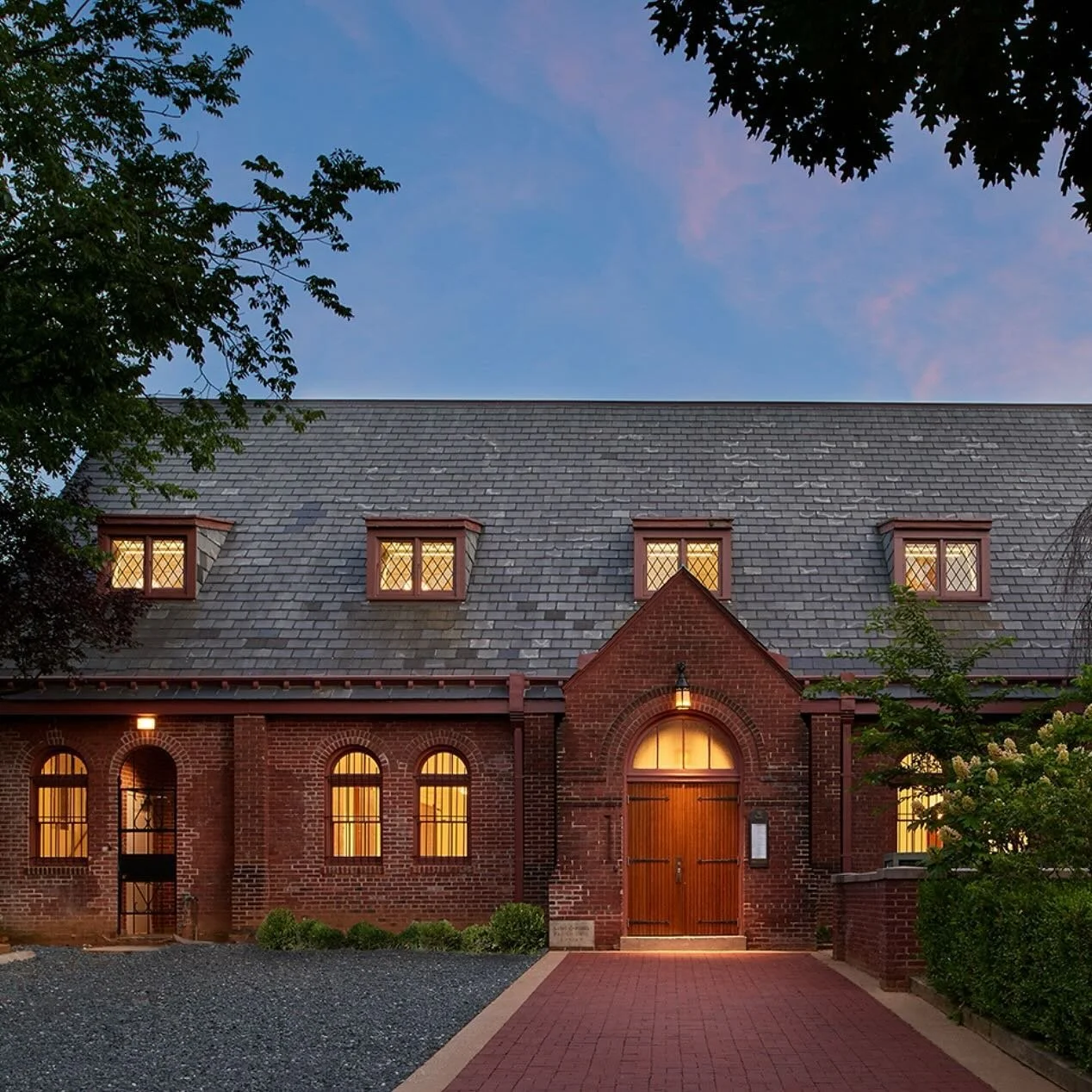 From December 15 - 22, you can celebrate the (Shakespeare!) season with The Folger Library&rsquo;s annual holiday concert at Mark&rsquo;s Episcopal Church on Capitol Hill in Washington, DC - pictured here. This year&rsquo;s concert is a grand 17th Ce