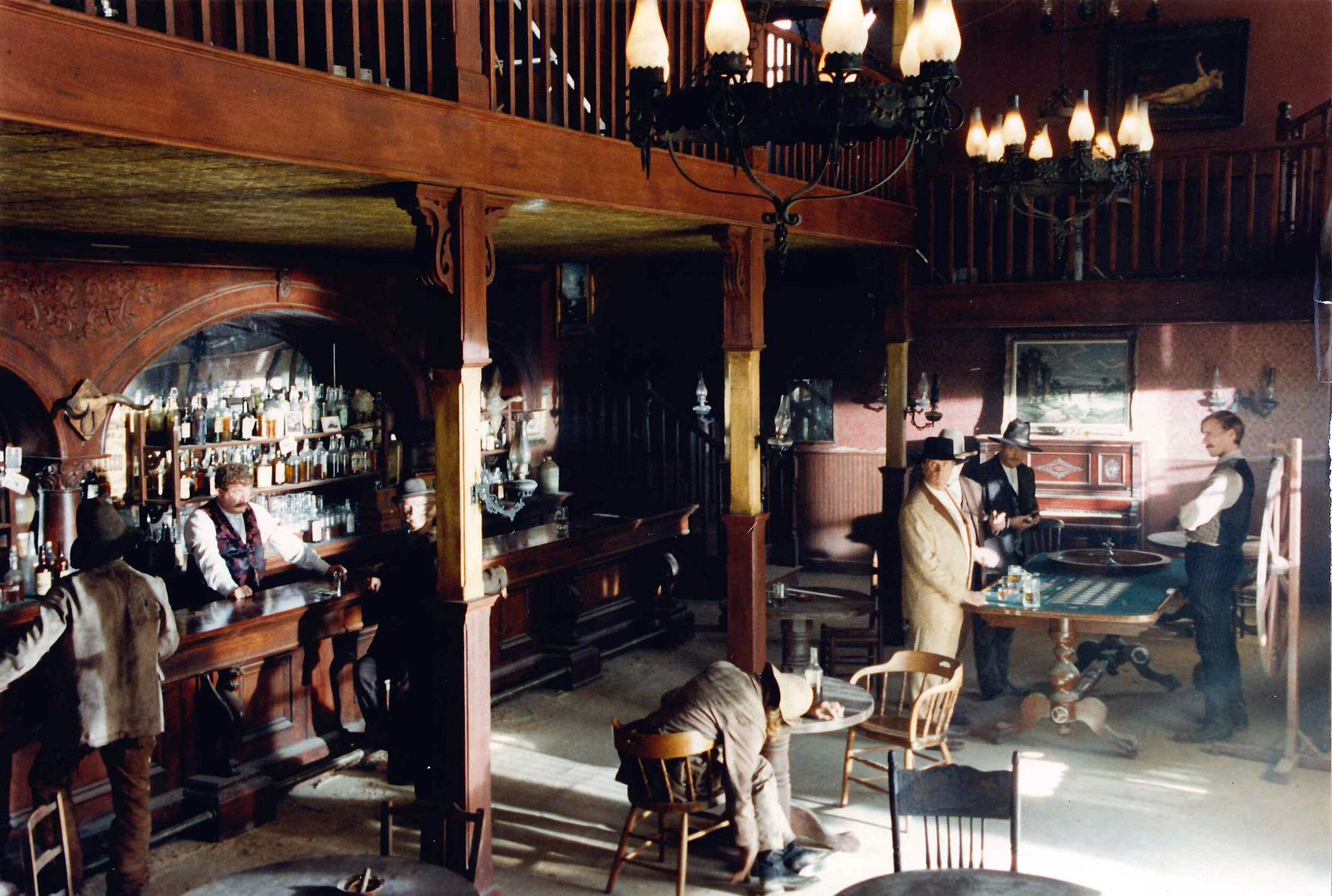The Magnificent Seven - Western Saloon
