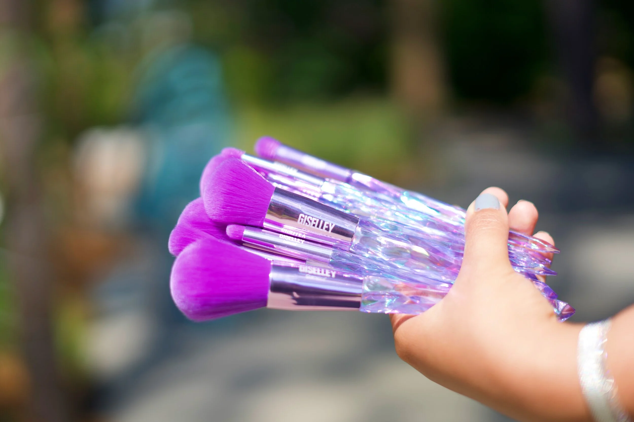 F2F0A0F5-EAF9-42D6-B0D9-3C9305FAADE2