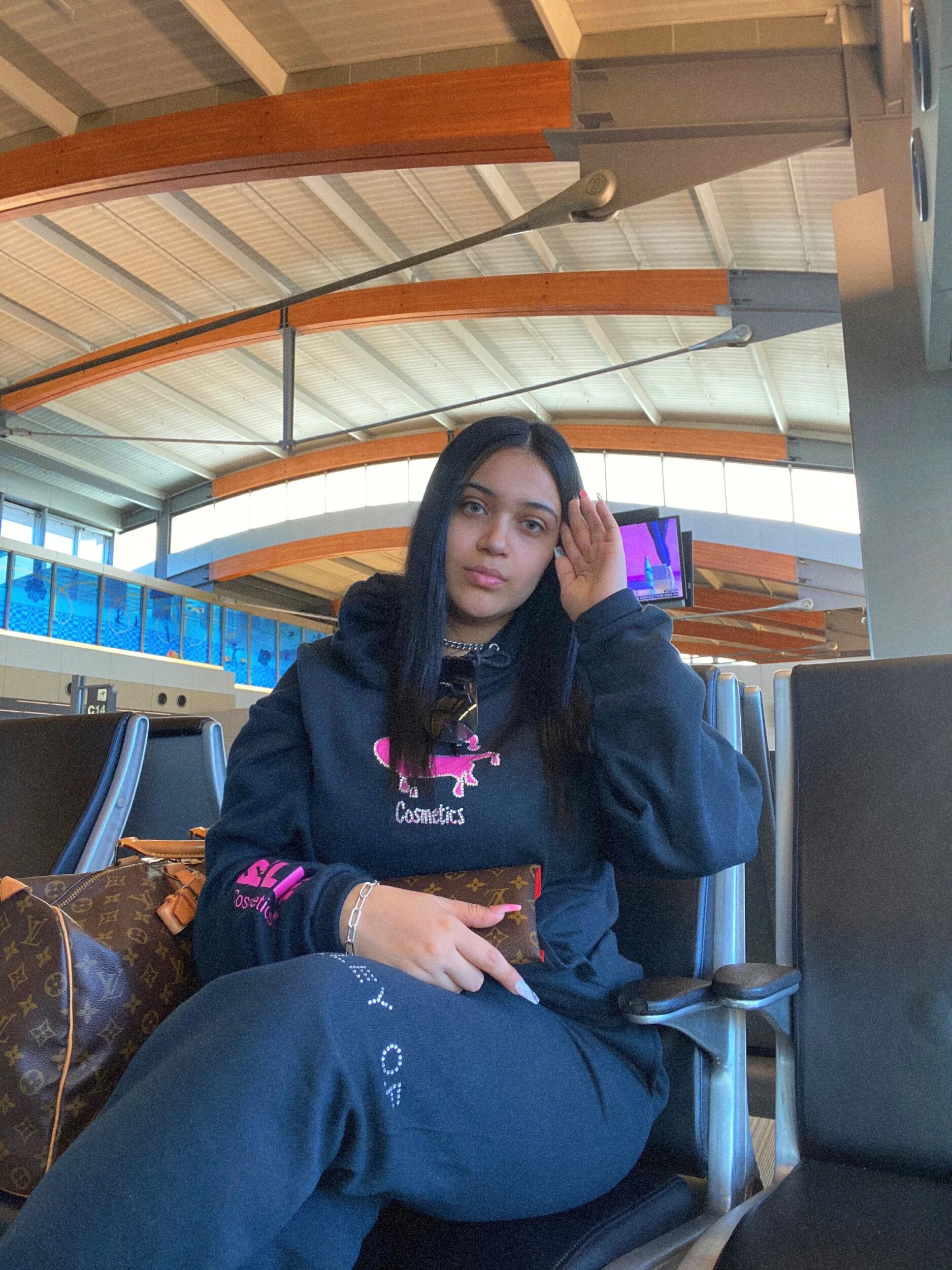 B561ACA8-FAE6-44A4-A2DB-FADD9330CC0F