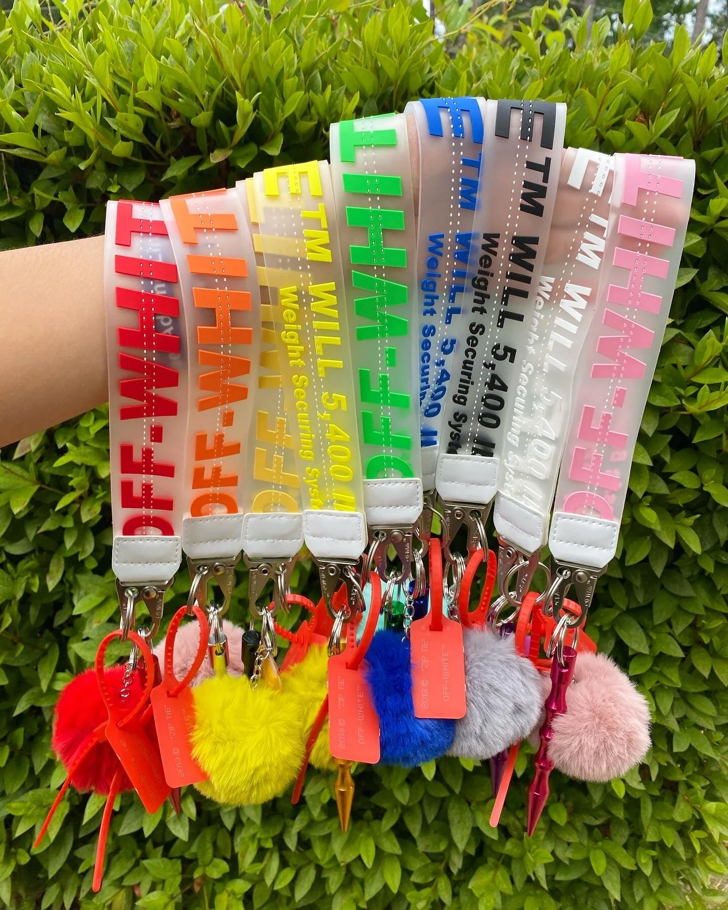 DC28141E-B73C-4C88-8C3E-3E1DE41FB85D