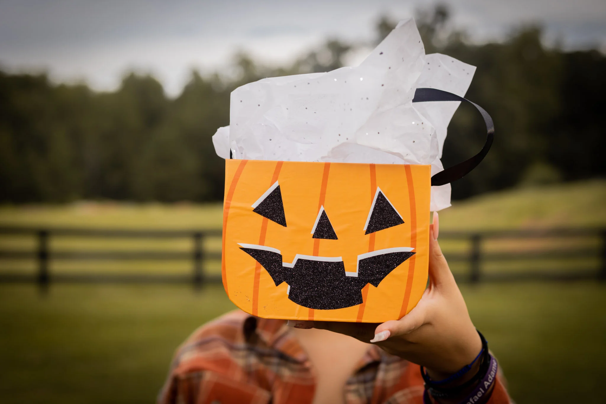 E91E8C46-7F74-401D-ADB4-DF63814C626A