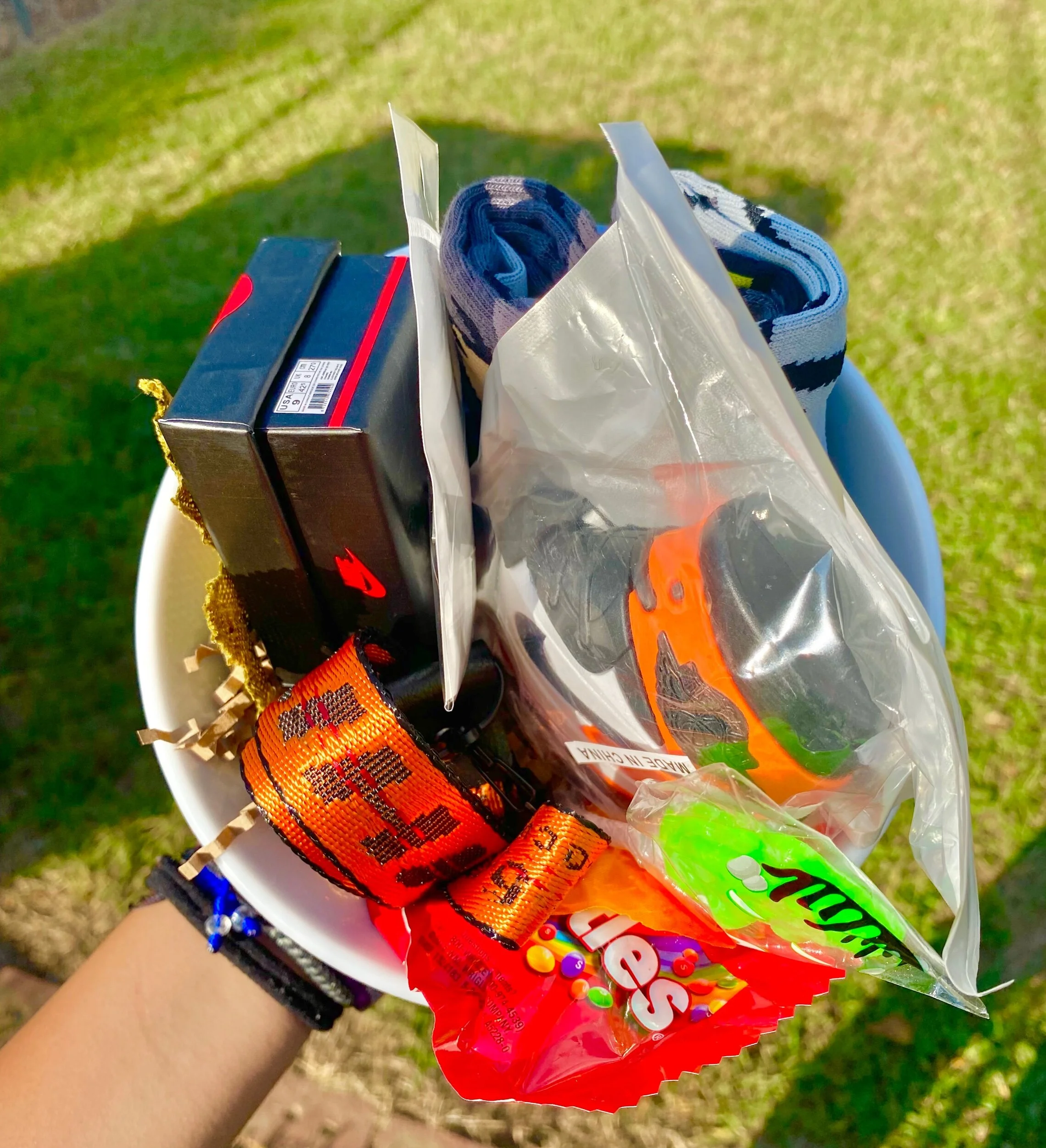 37AD6F9A-2386-4195-ADDA-A71768F4251C