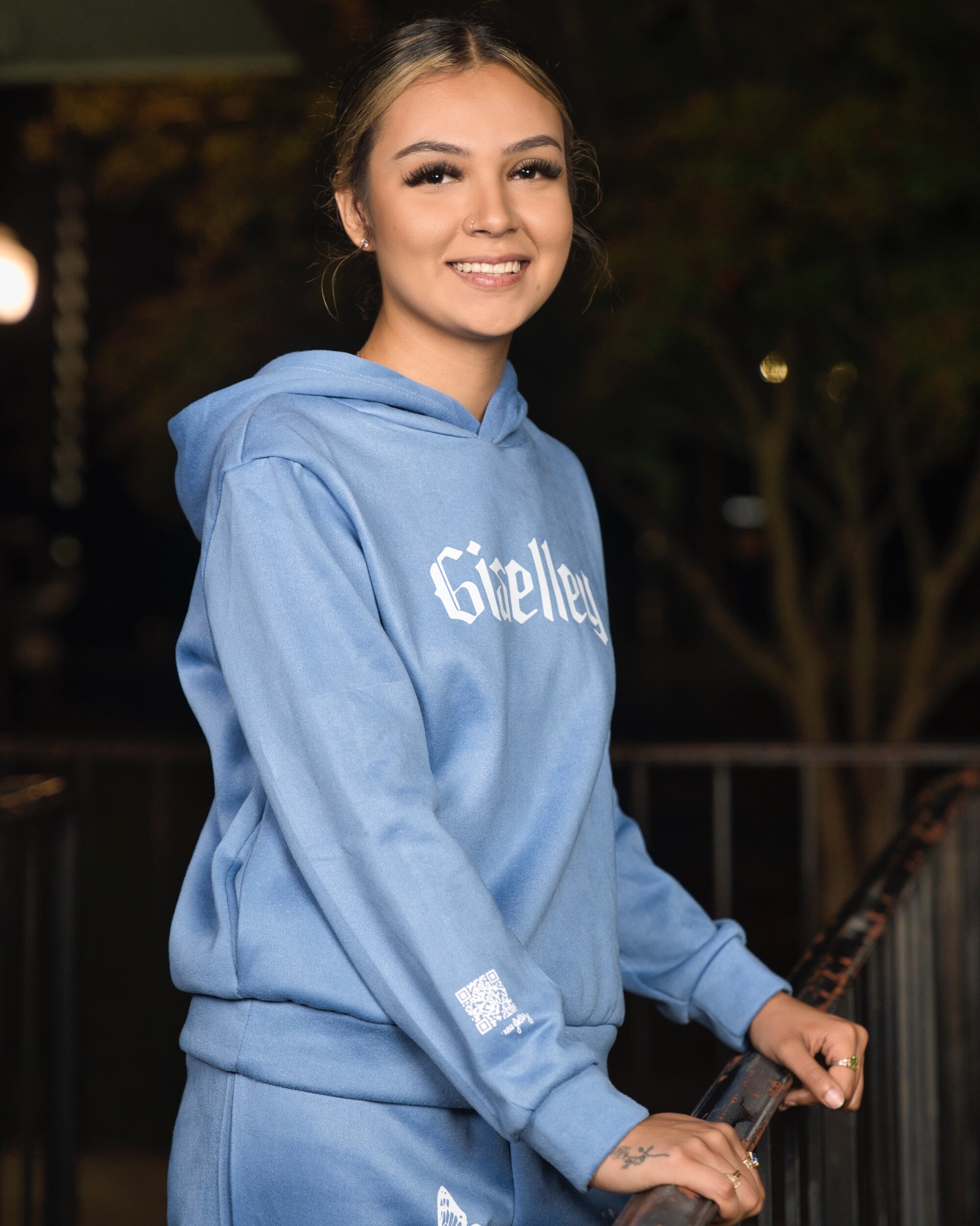 E9950016-0D0B-4EEC-BF1C-65113C3EF91F