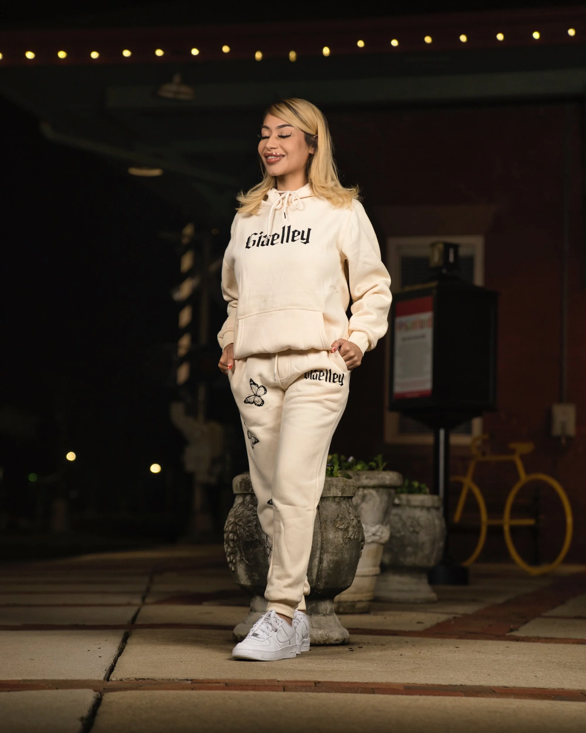 AA93D82E-51F8-4418-A56F-52E77E8D188B